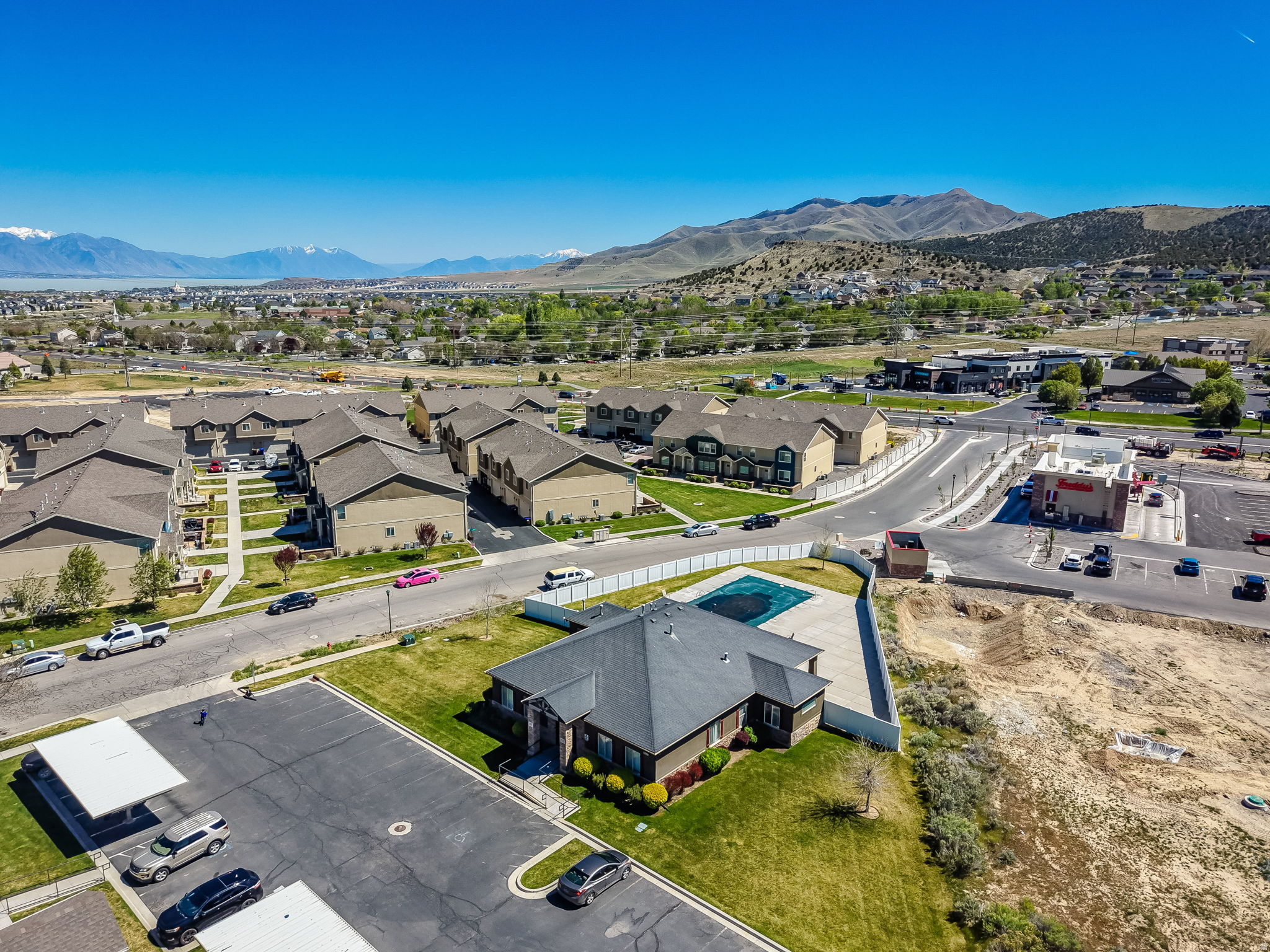 8215 N CLEAR ROCK RD #12