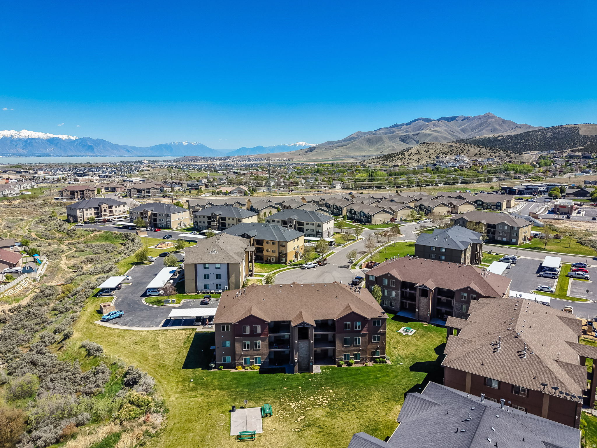 8215 N CLEAR ROCK RD #12