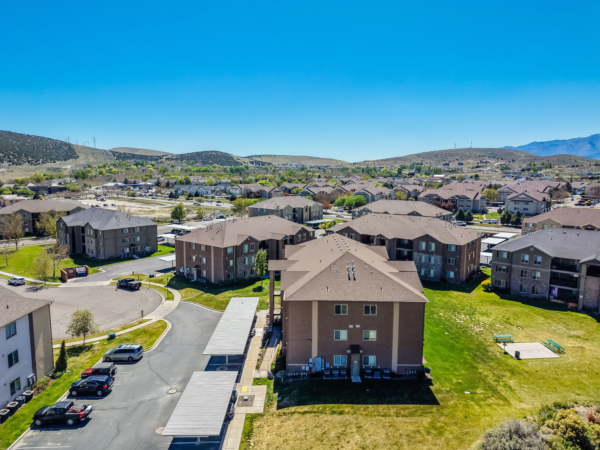 8215 N CLEAR ROCK RD #12
