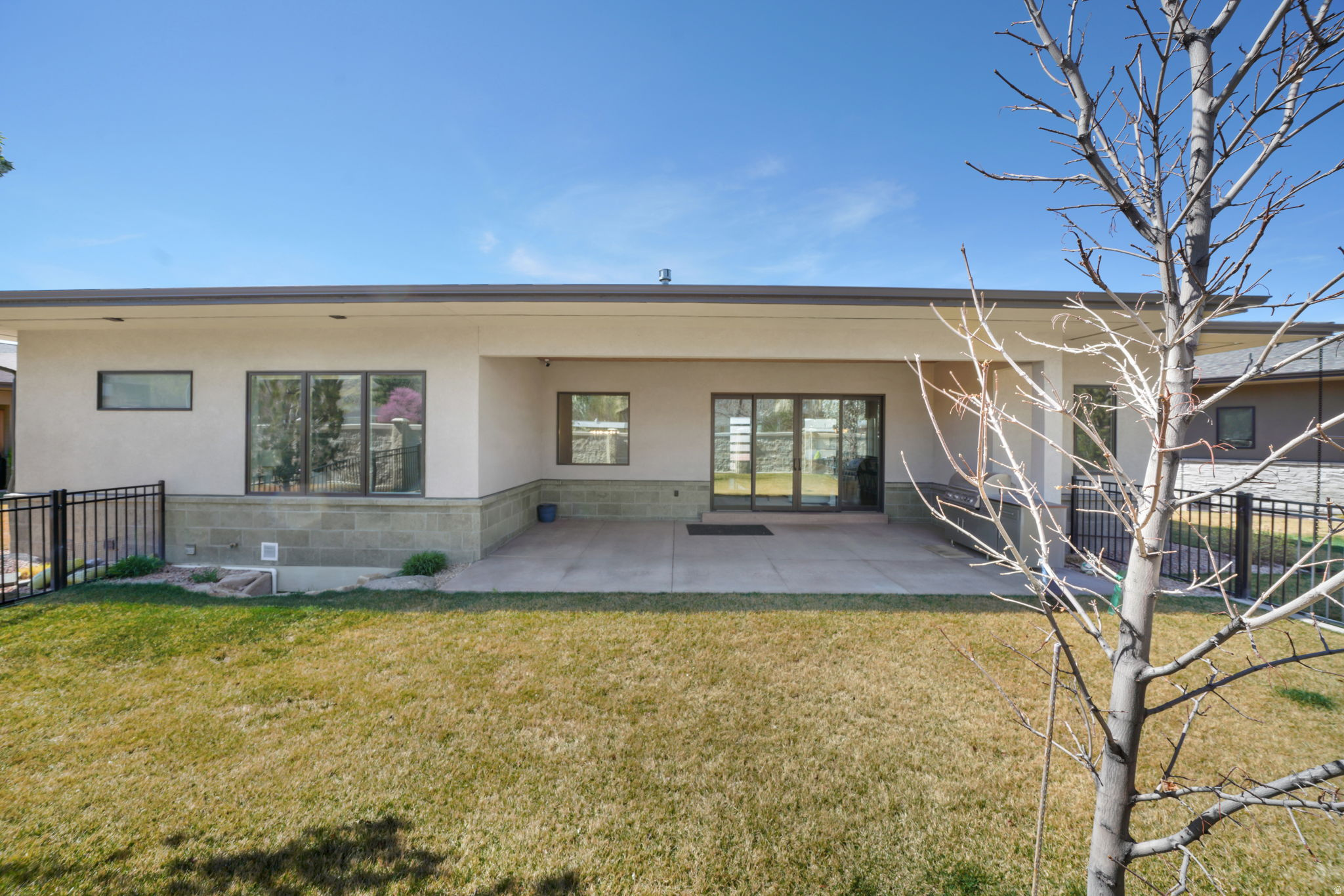 1287 E CORNER VIEW CT