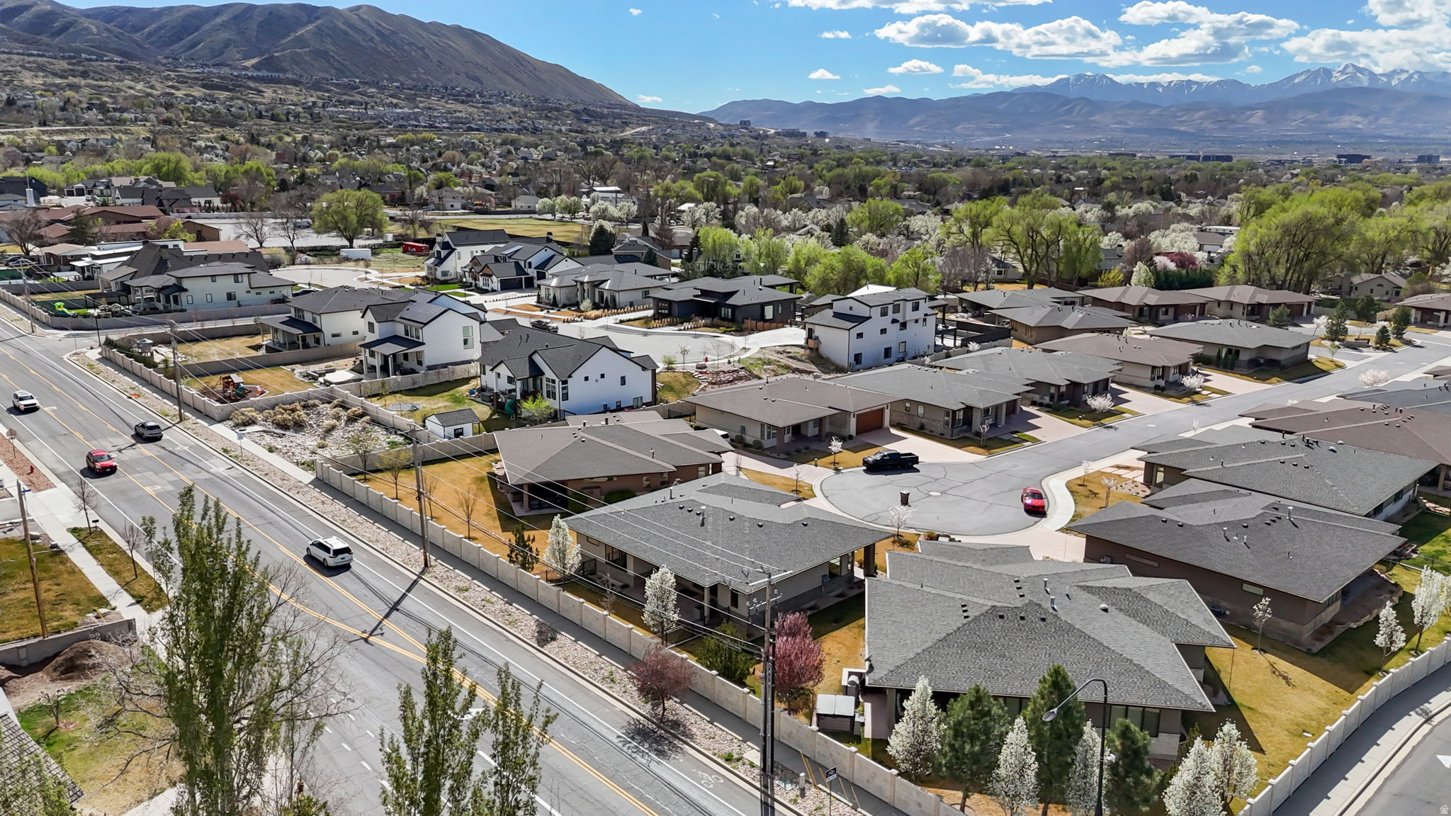 1287 E CORNER VIEW CT