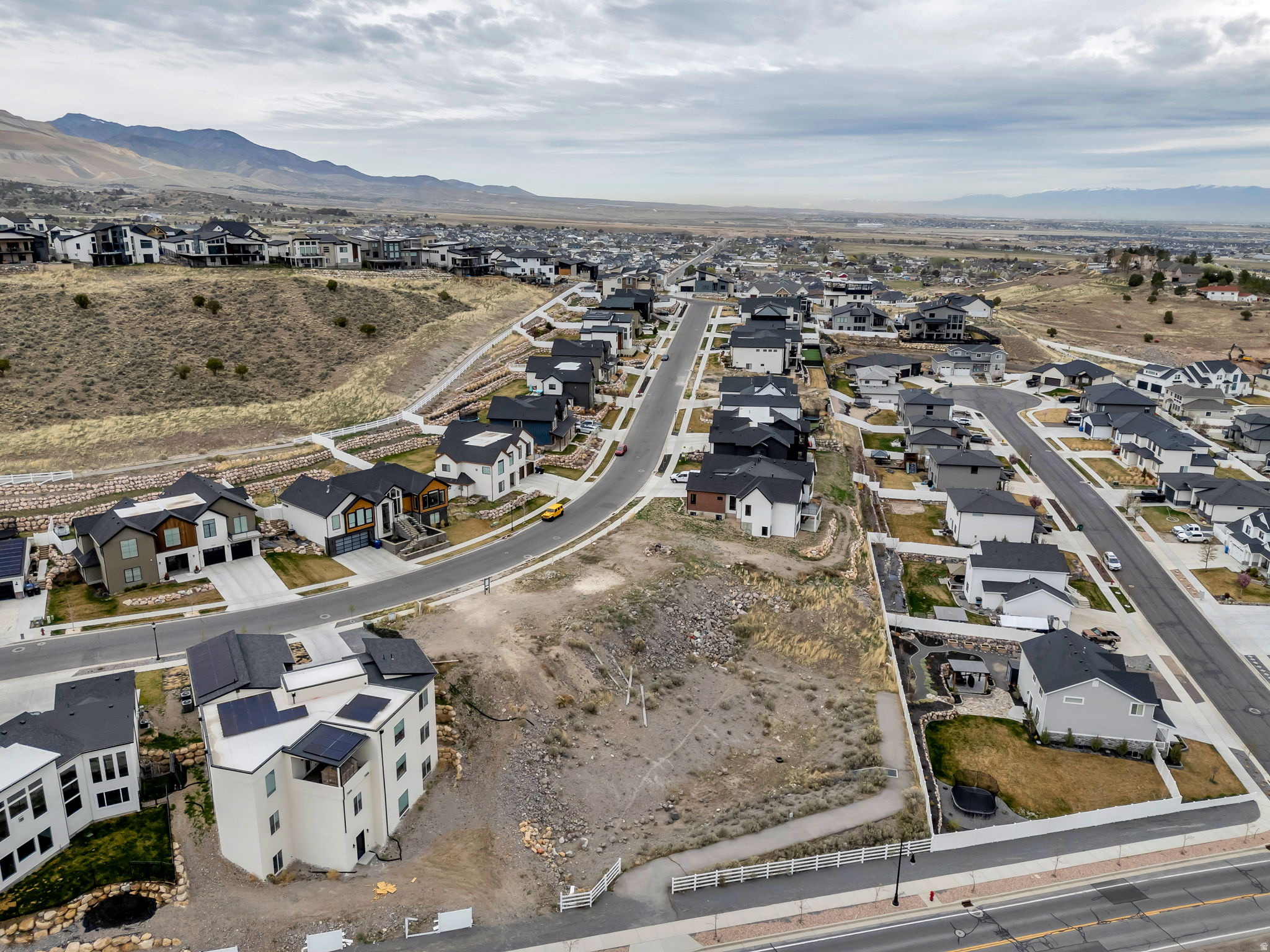 14257 S SUMMIT CREST LN Unit: 158