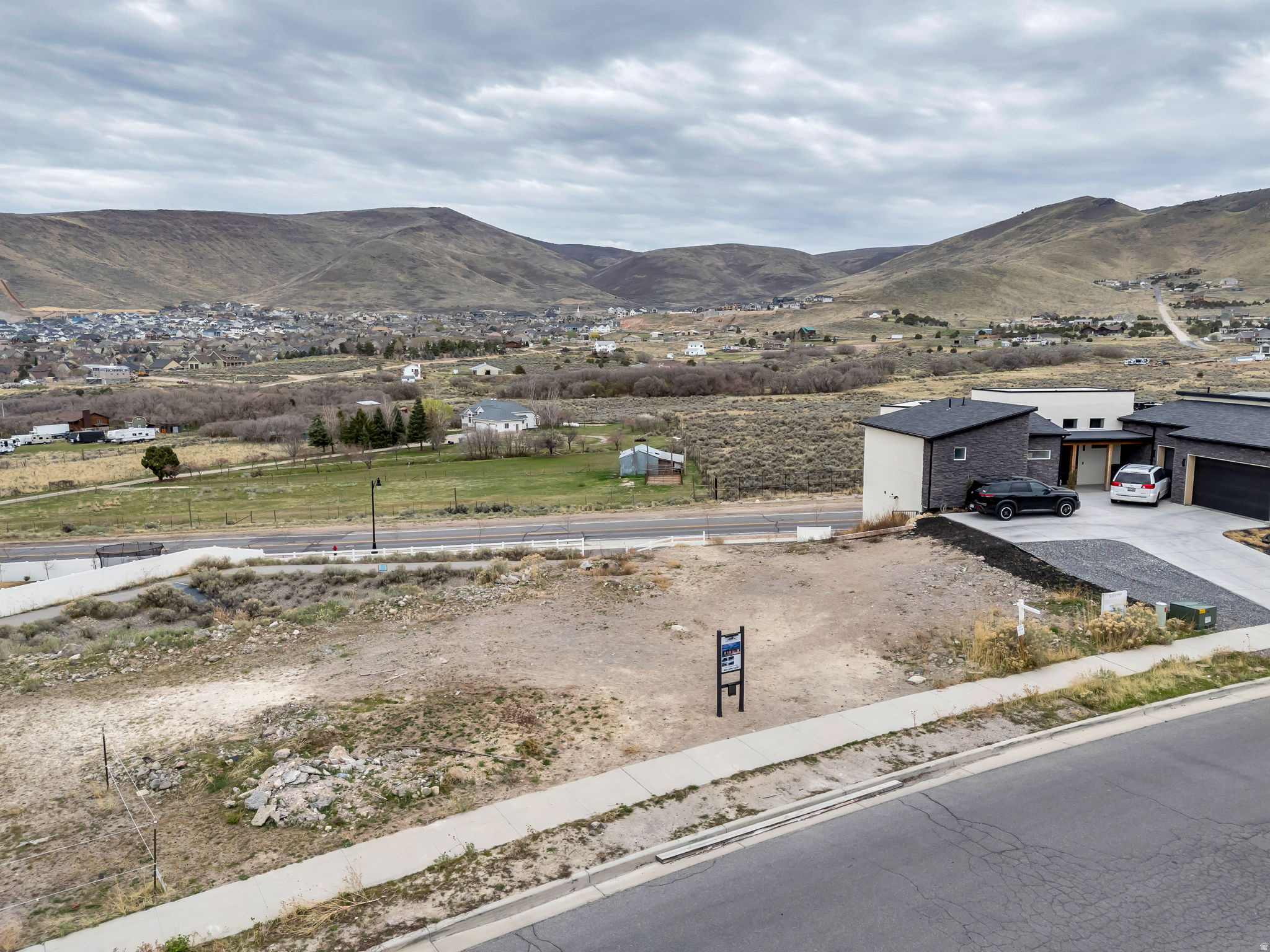 14257 S SUMMIT CREST LN Unit: 158