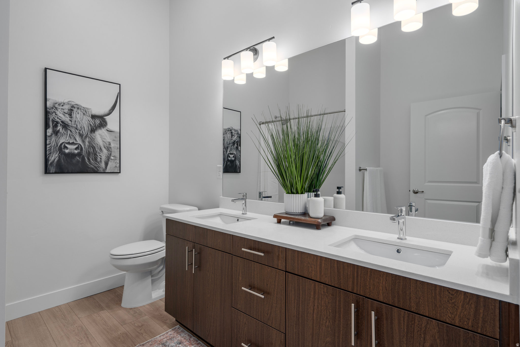 1481 N SARATOGA VIEW LN #B