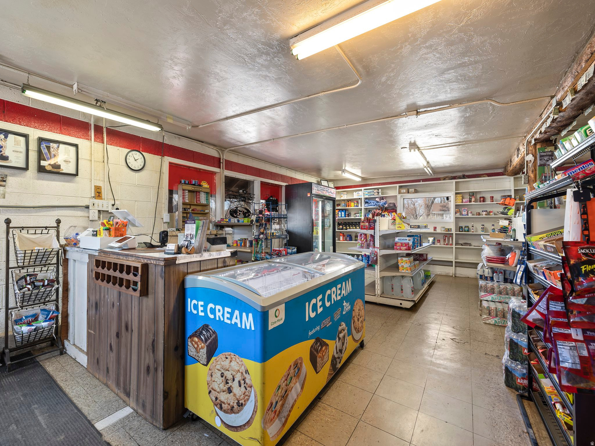 50 N MAIN ST