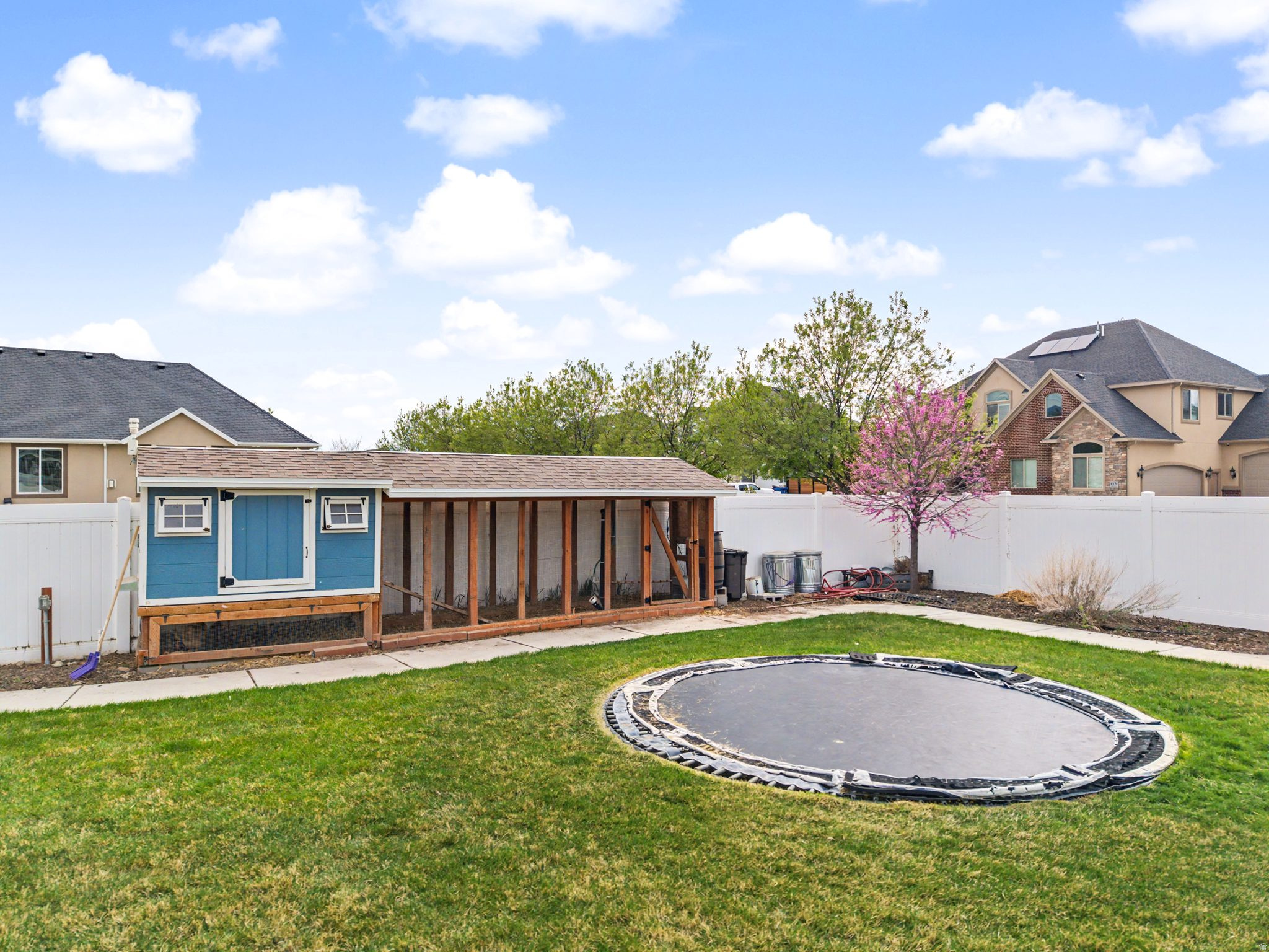 83 N SUNSET DR