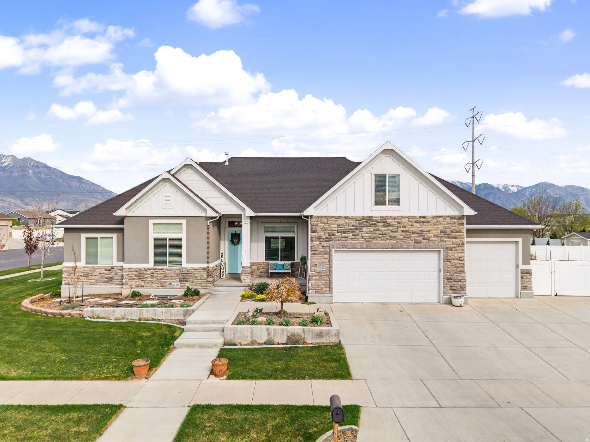 83 N SUNSET DR