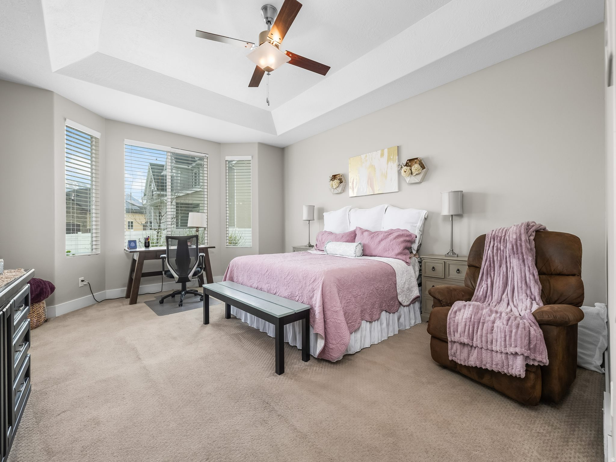 83 N SUNSET DR
