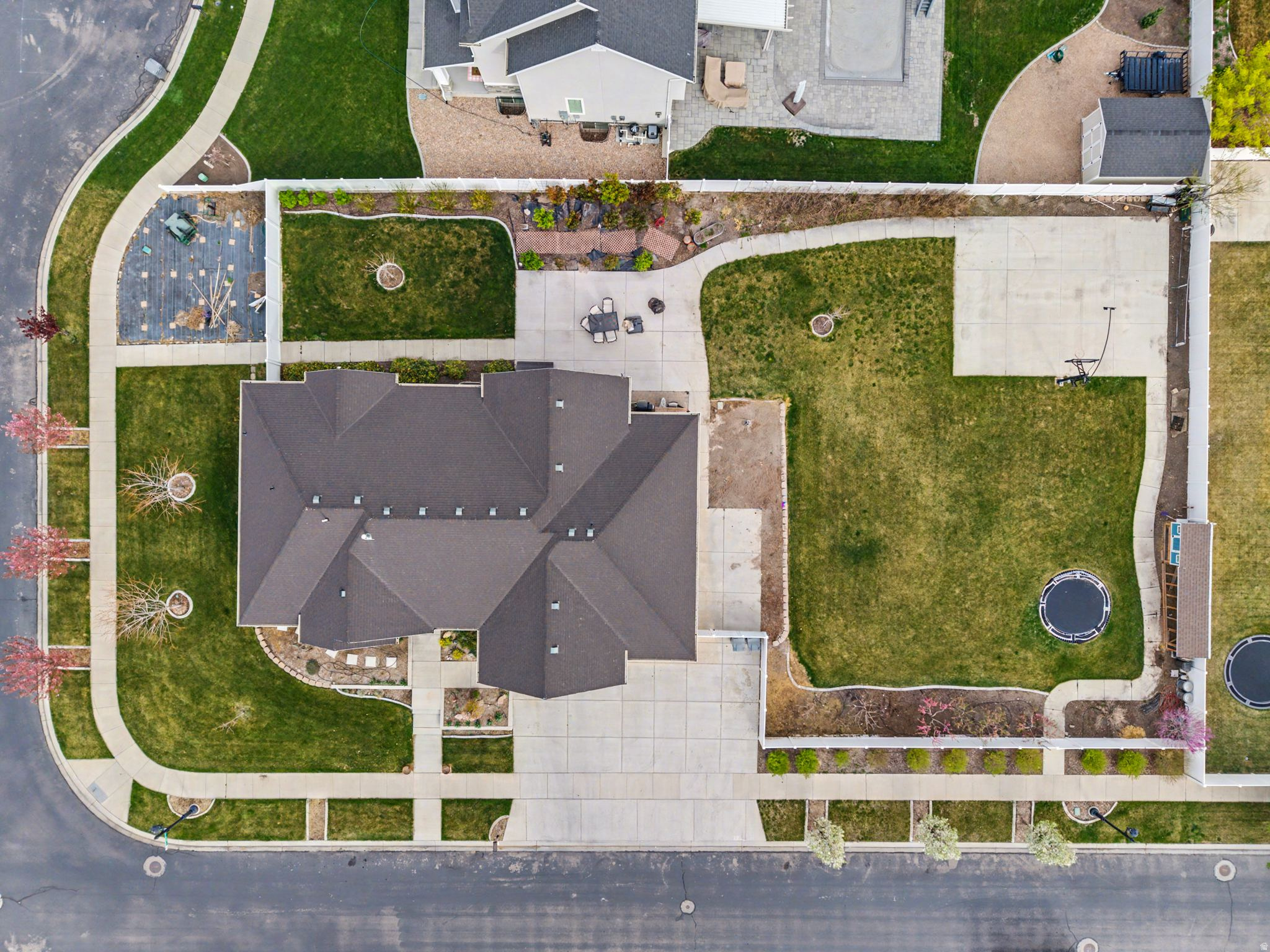 83 N SUNSET DR