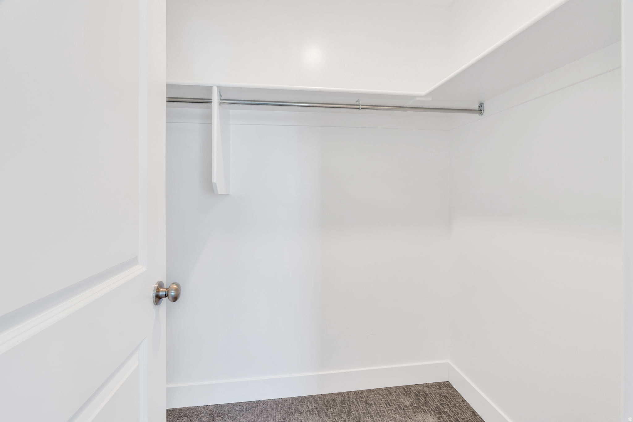 8703 N RIVIERA ALY