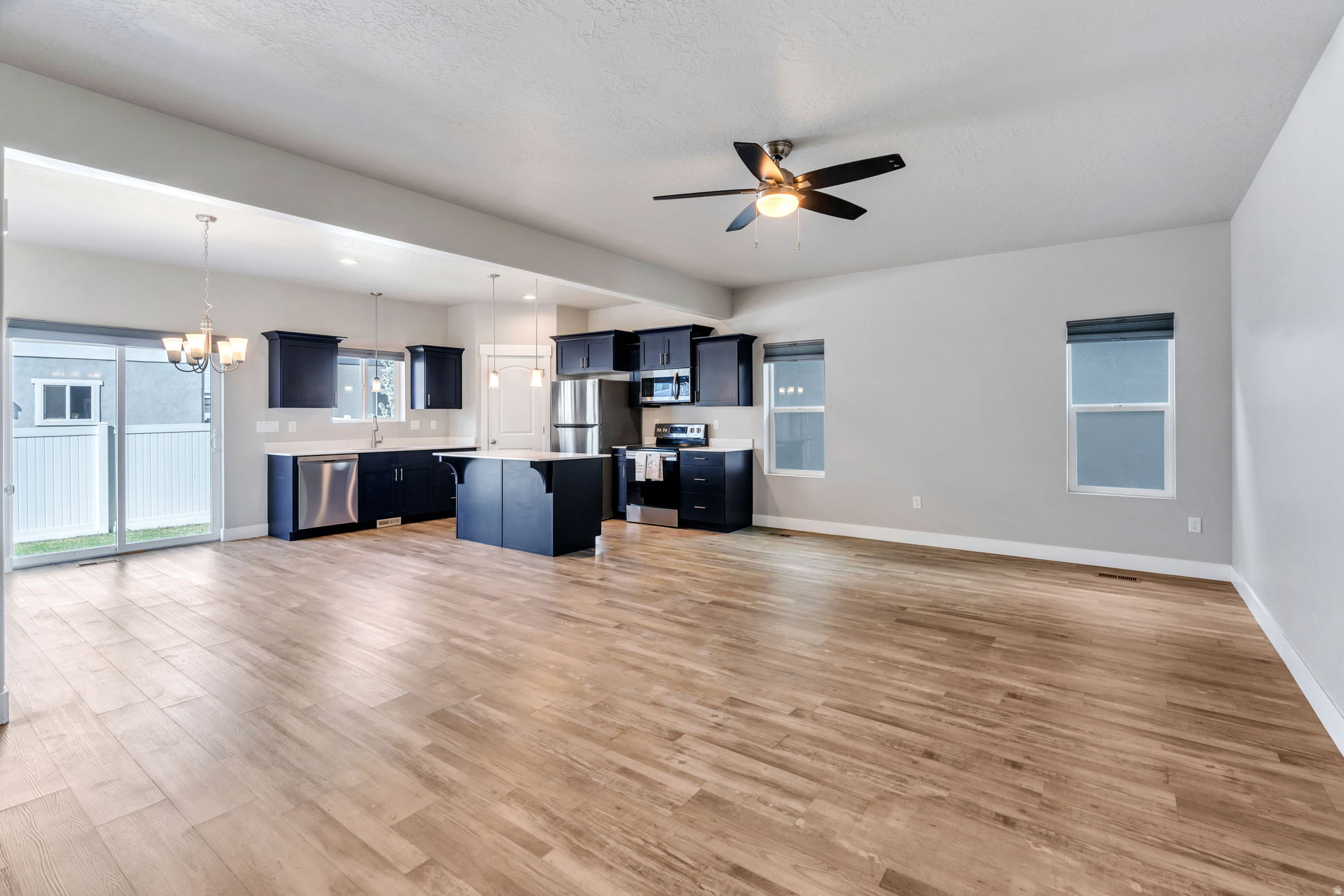 8703 N RIVIERA ALY