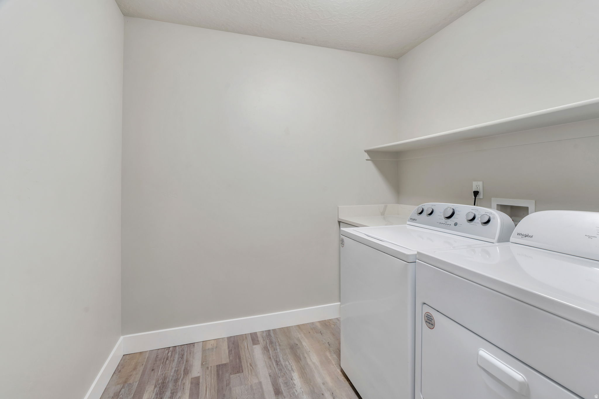 8703 N RIVIERA ALY