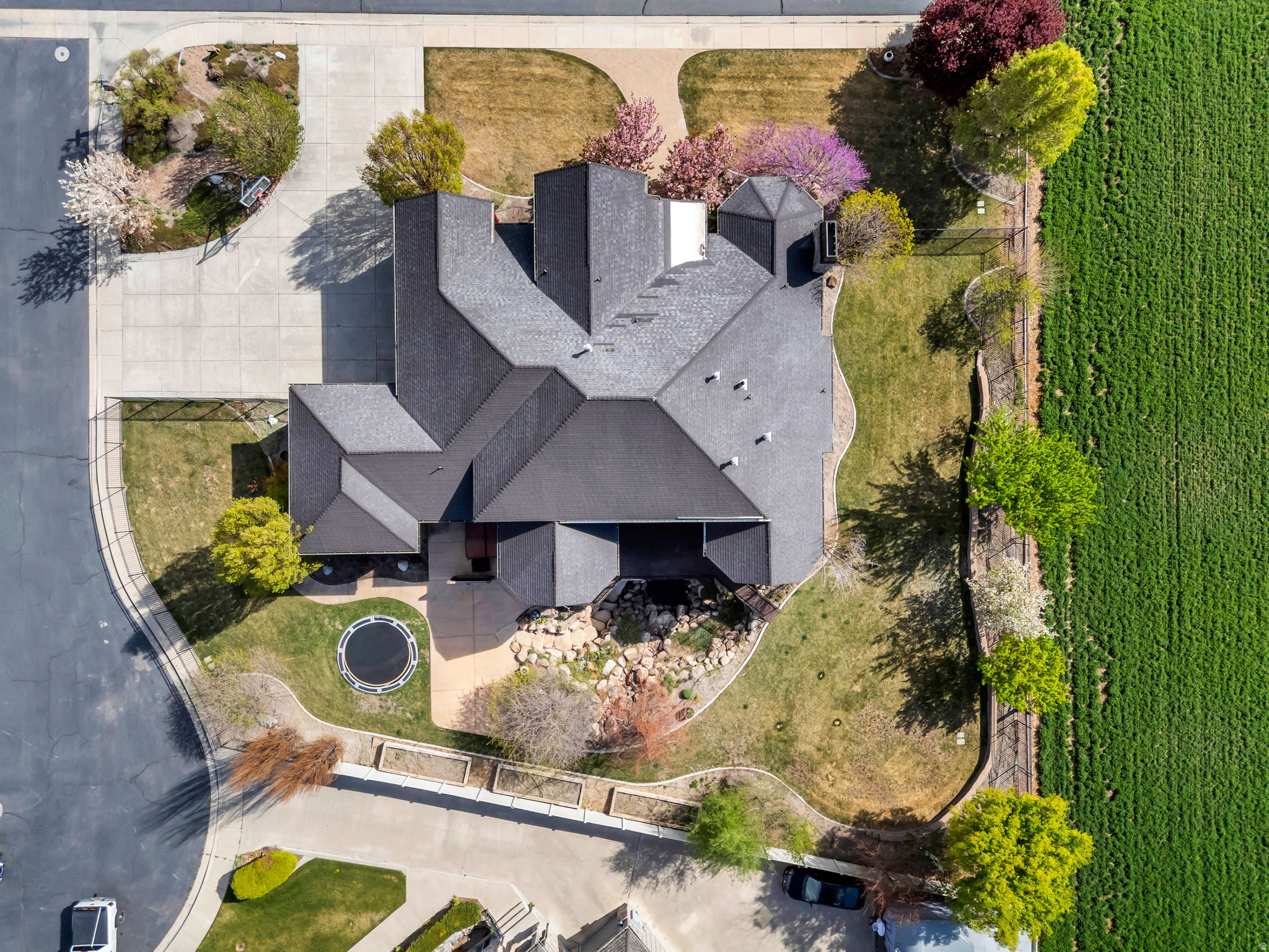 1258 W 2850 N
