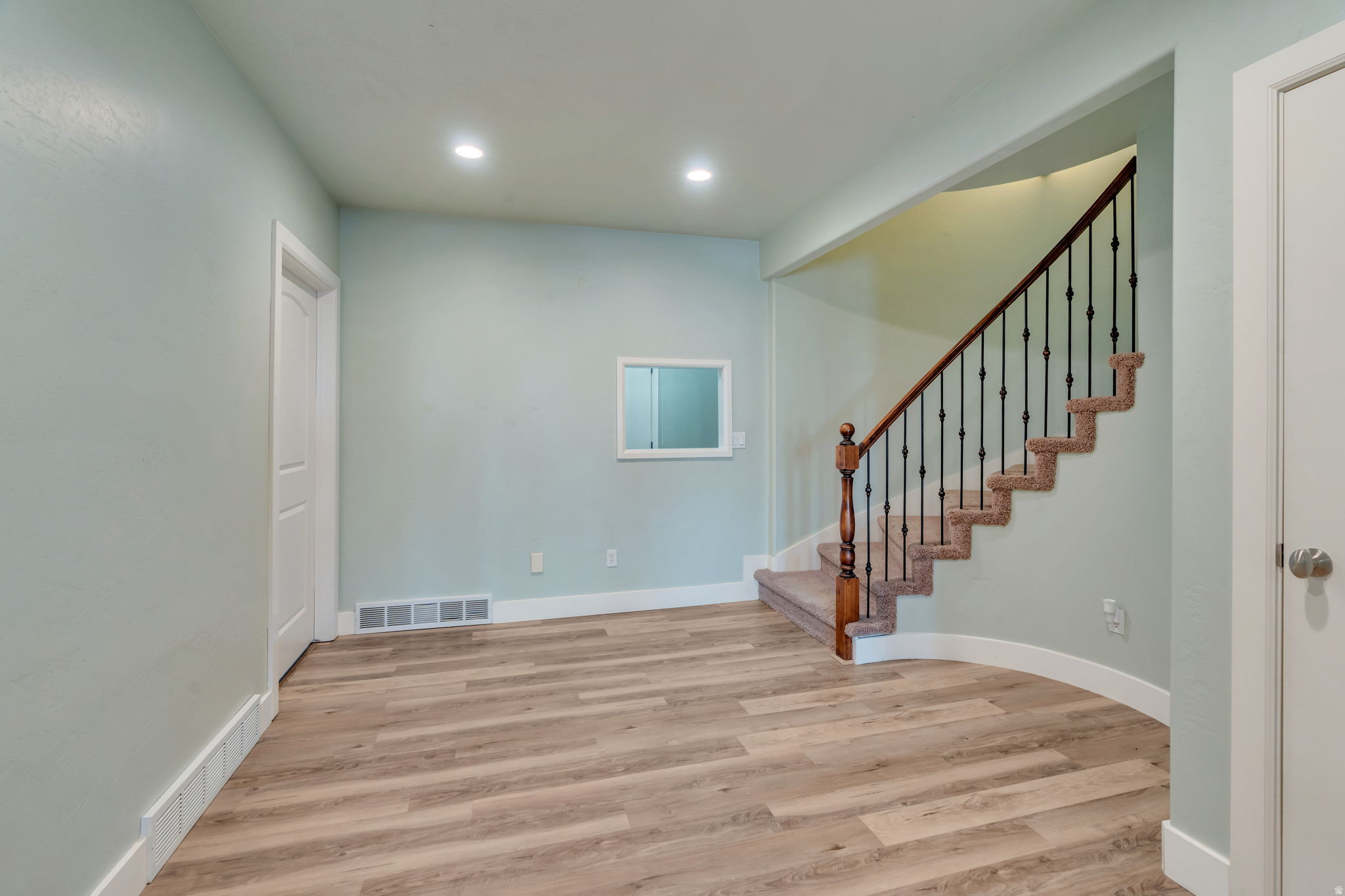 1258 W 2850 N
