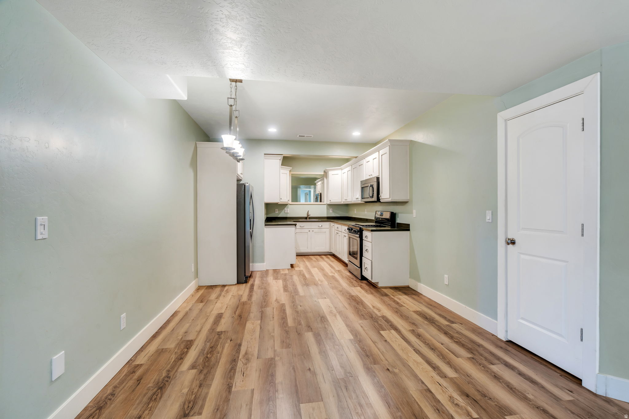 1258 W 2850 N