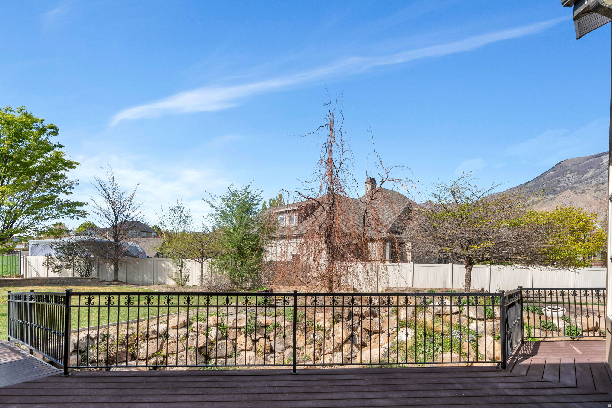 1258 W 2850 N