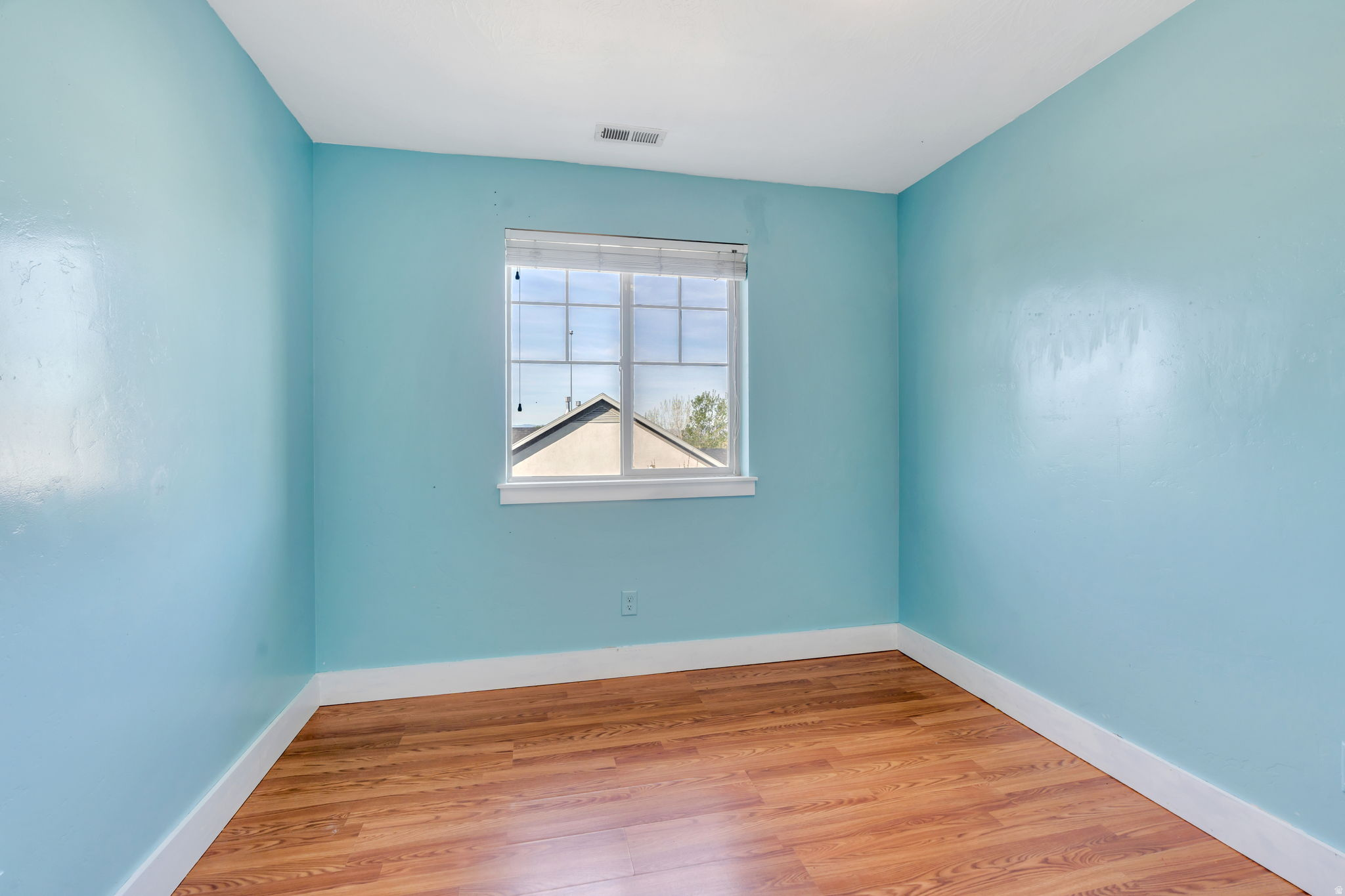 1107 N INDEPENDENCE AVE