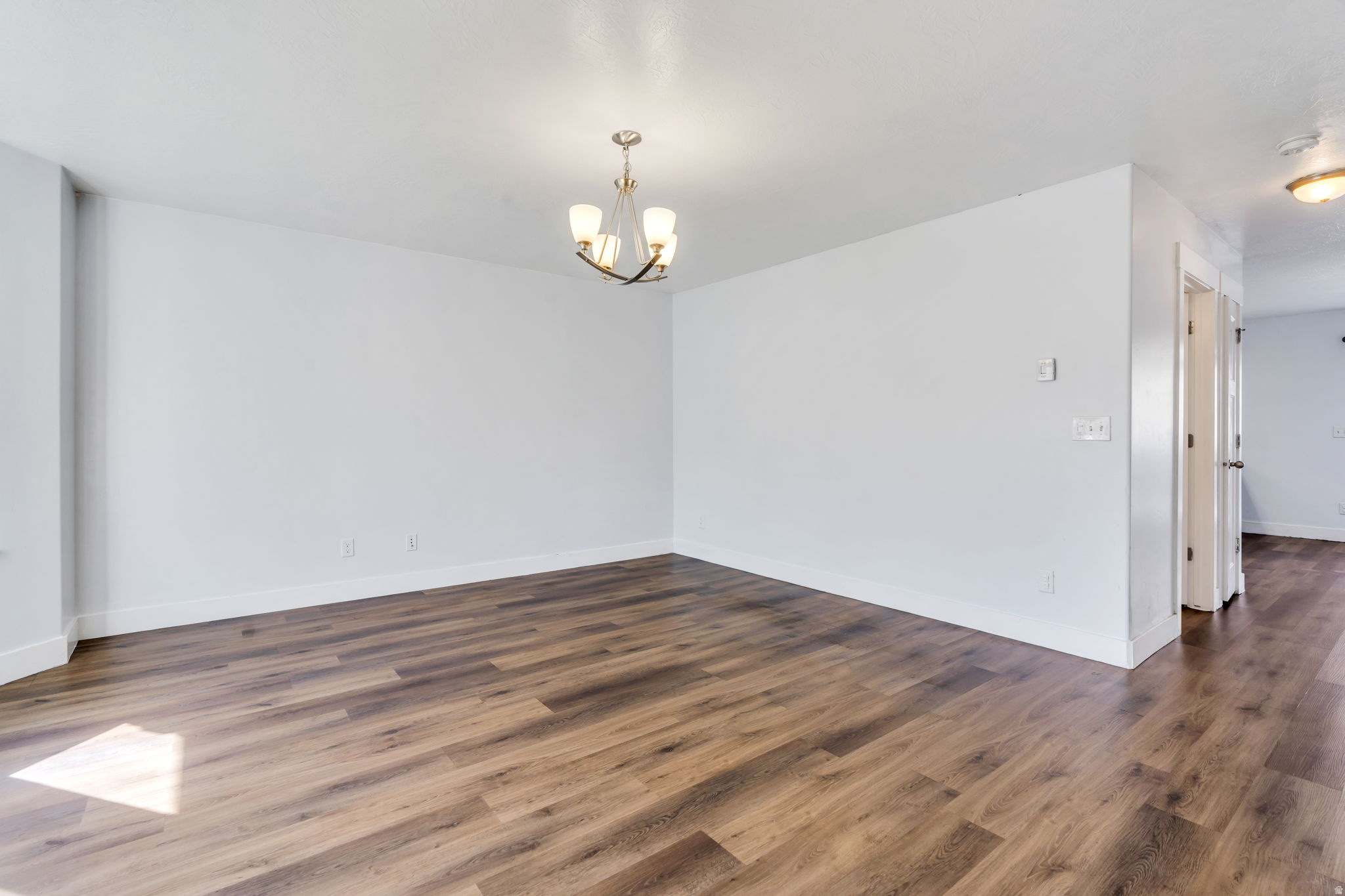 1107 N INDEPENDENCE AVE