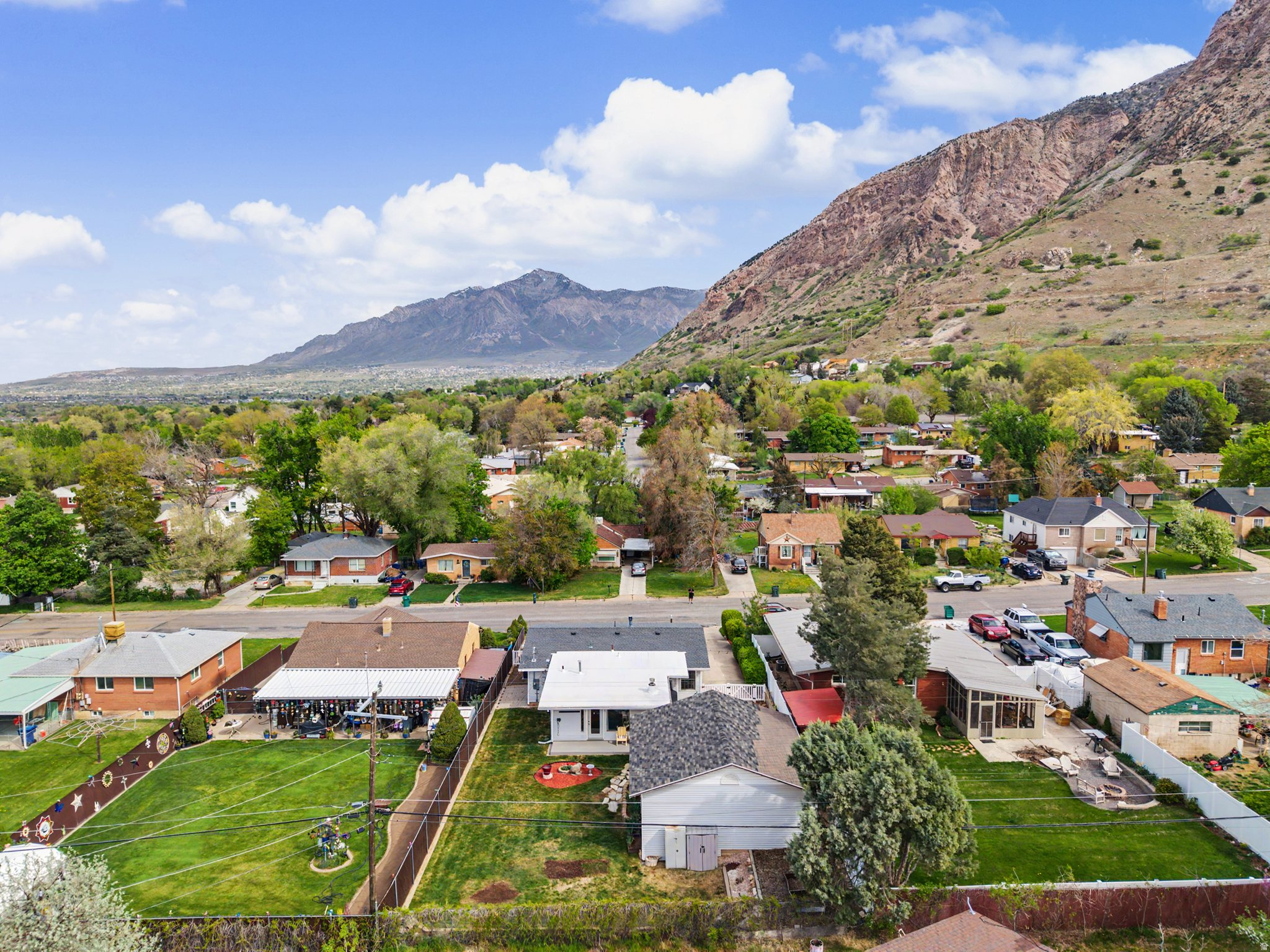 1239 SHERIDAN DR