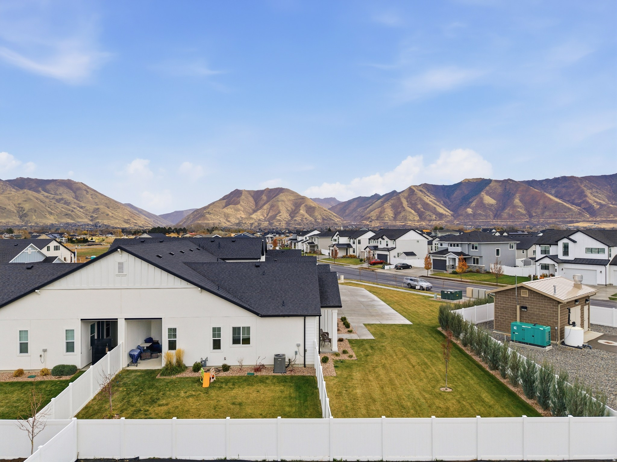 515 N LEGEND WAY #D