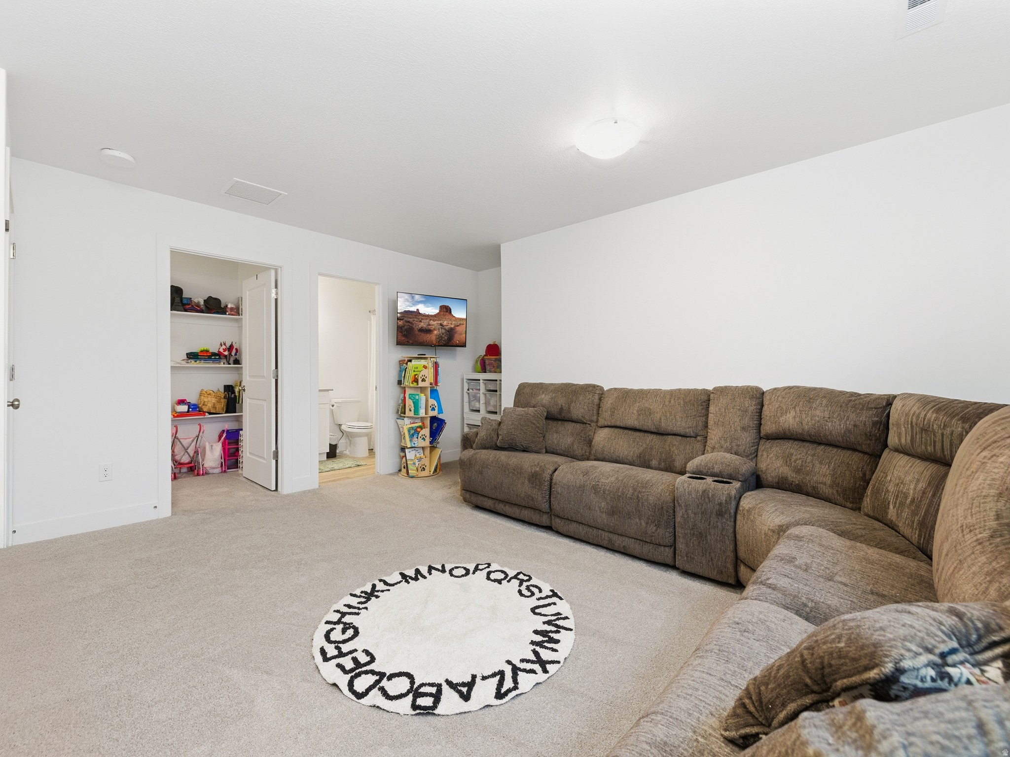 515 N LEGEND WAY #D