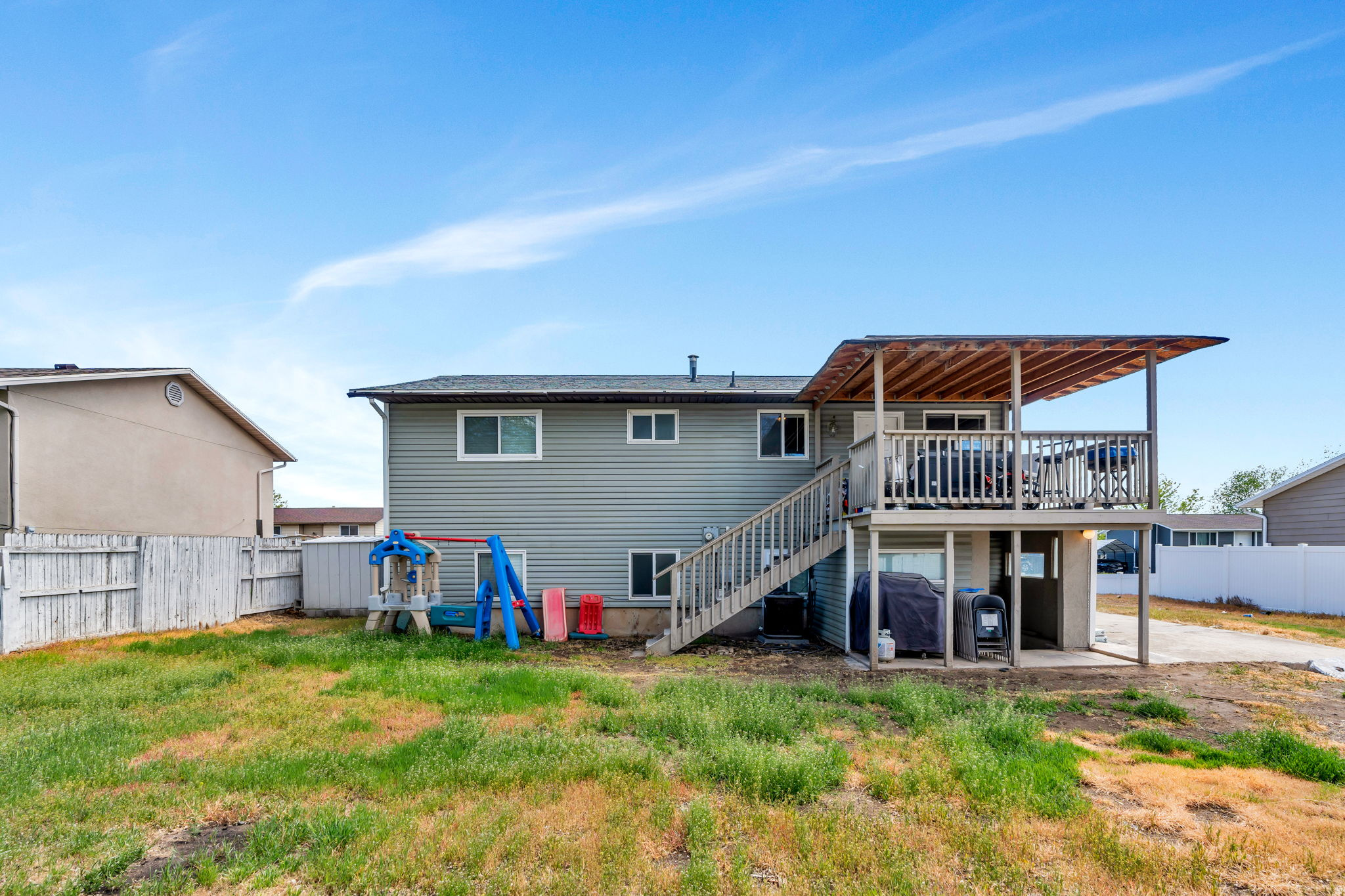 1028 W 1375 N