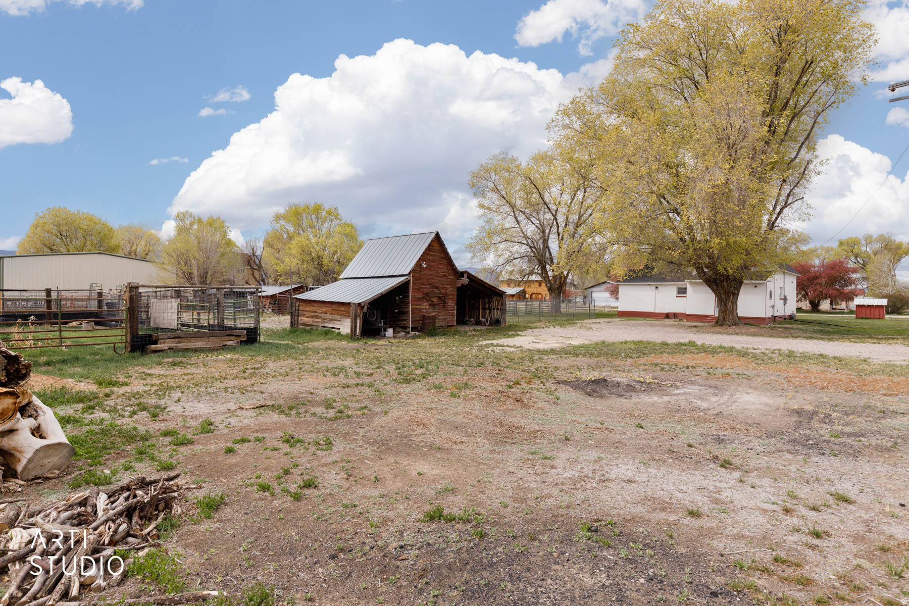 4095 E 13900 N