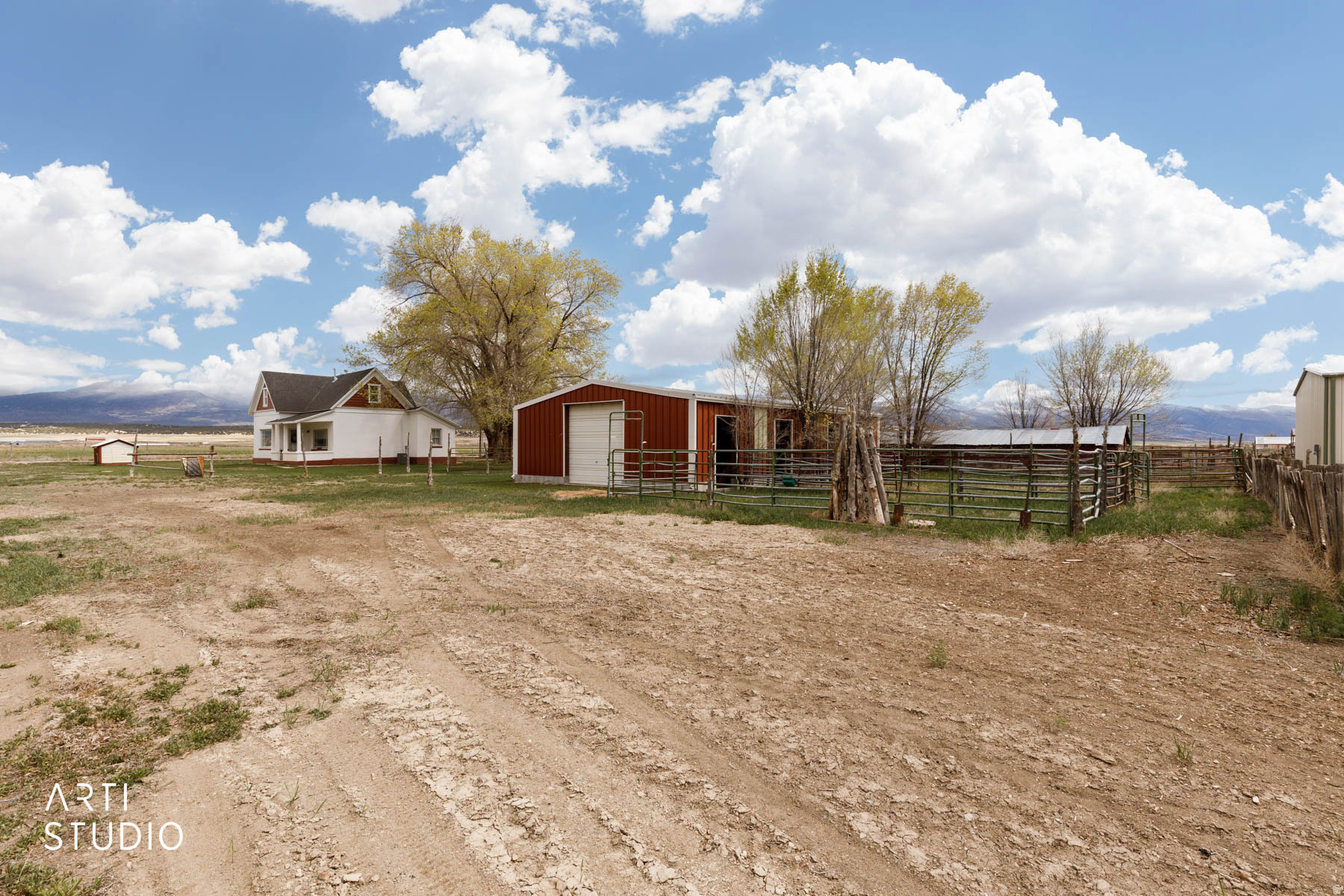 4095 E 13900 N
