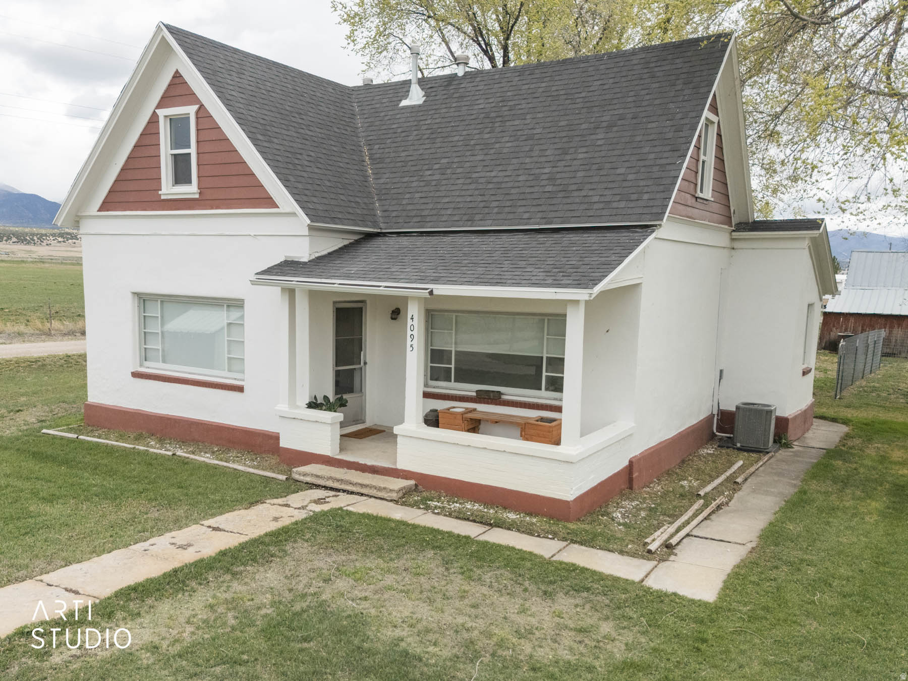 4095 E 13900 N