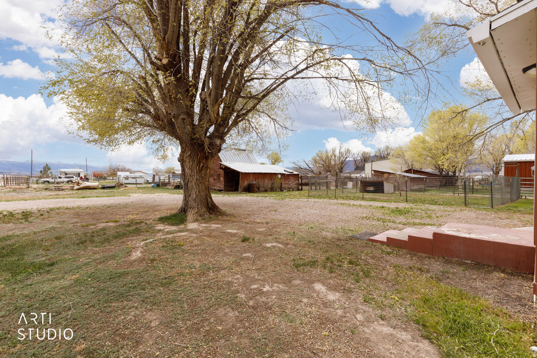 4095 E 13900 N