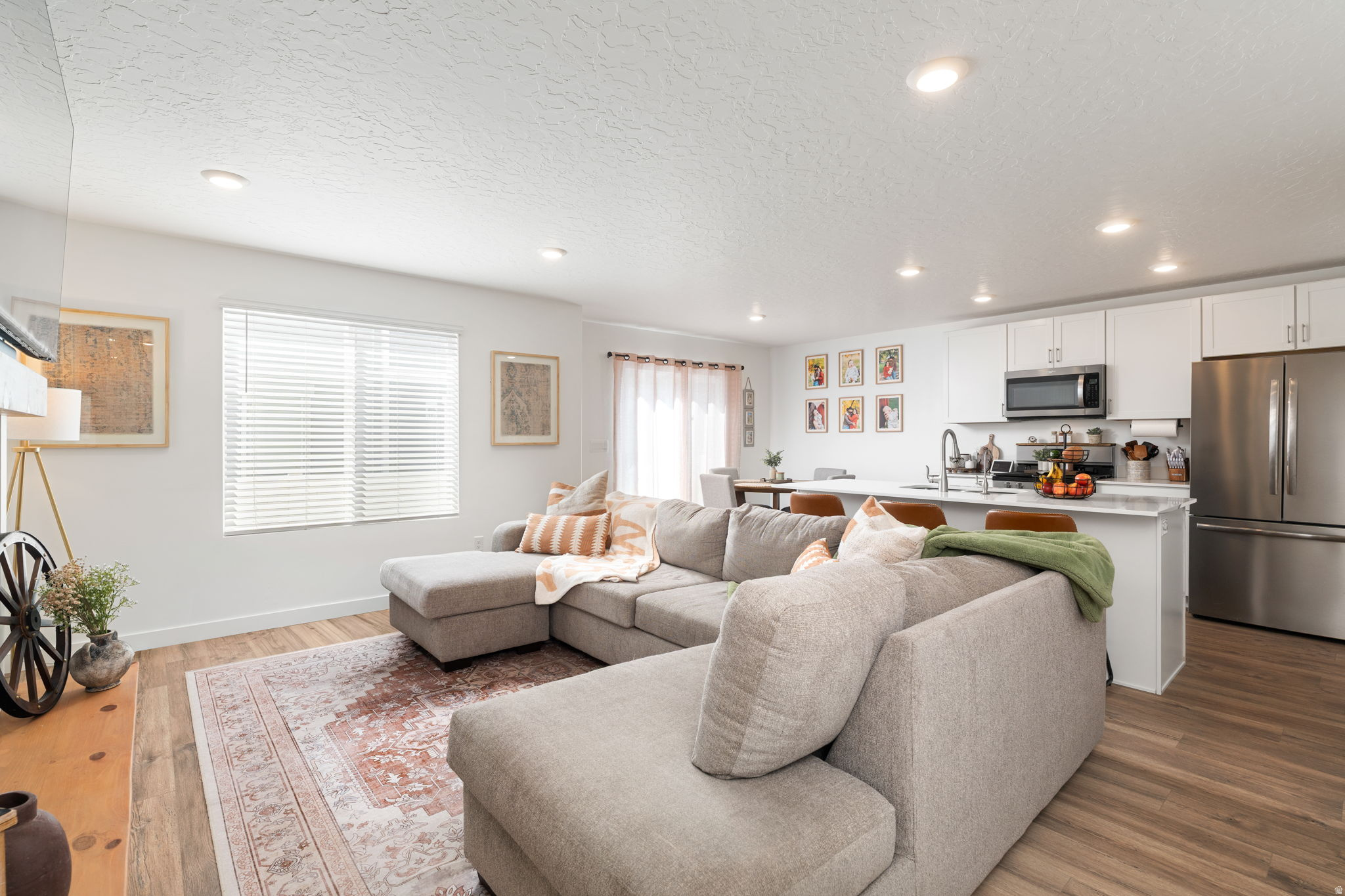 1063 E DORY BOAT RD