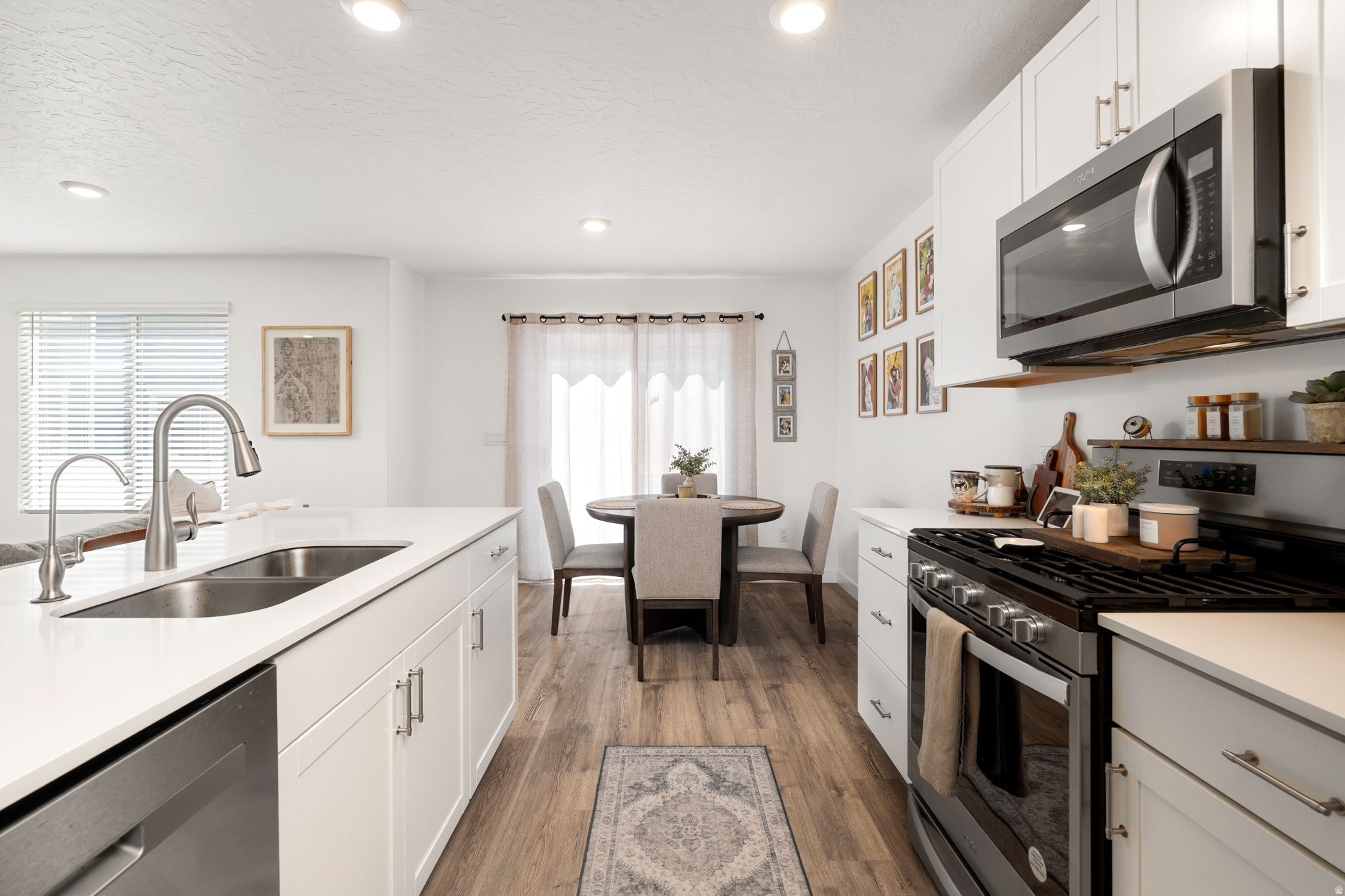 1063 E DORY BOAT RD