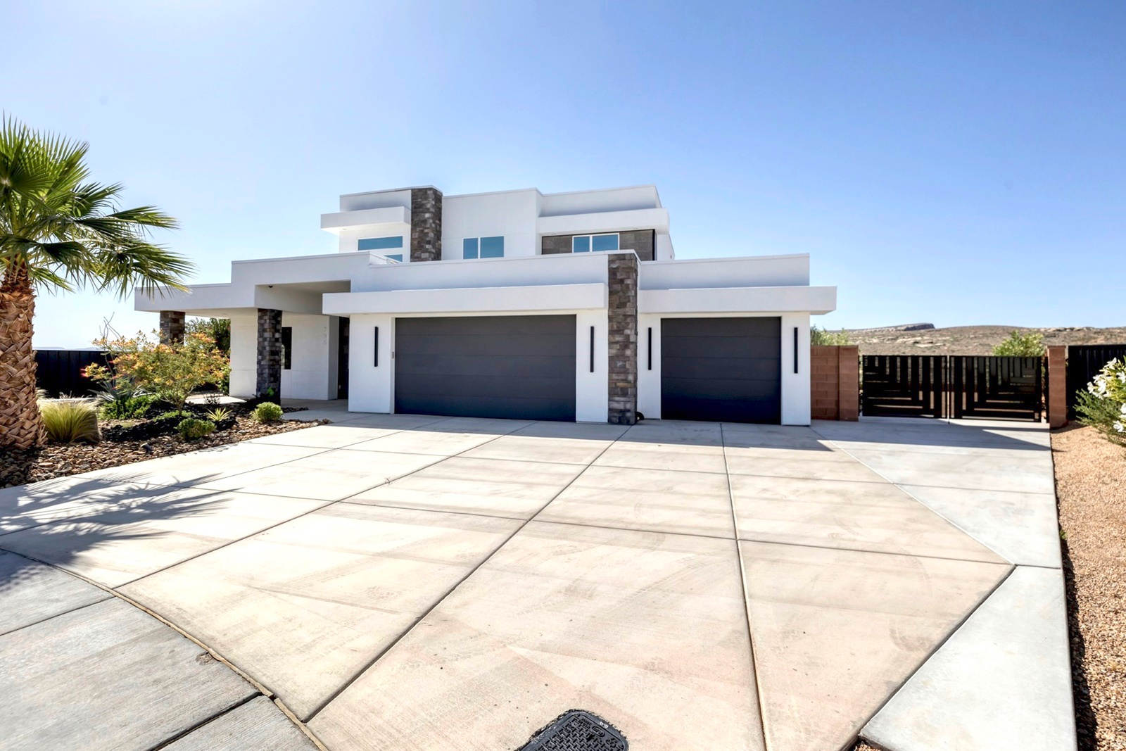 795 MINCIO CIRCLE