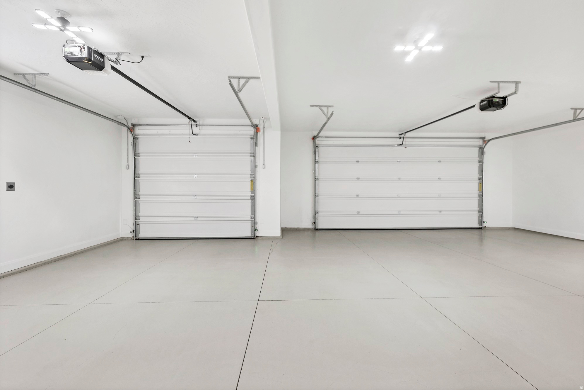 795 MINCIO CIRCLE