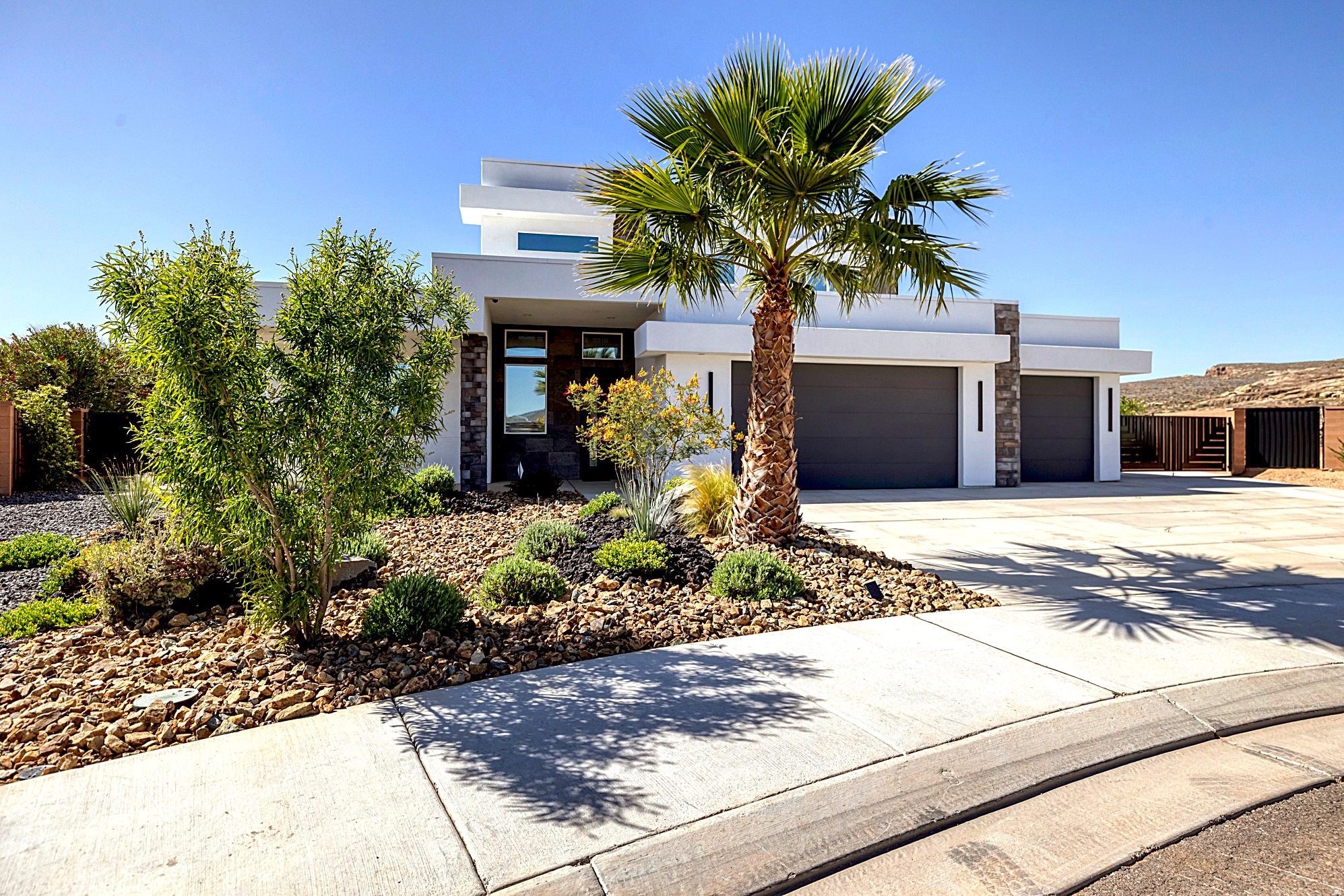 795 MINCIO CIRCLE