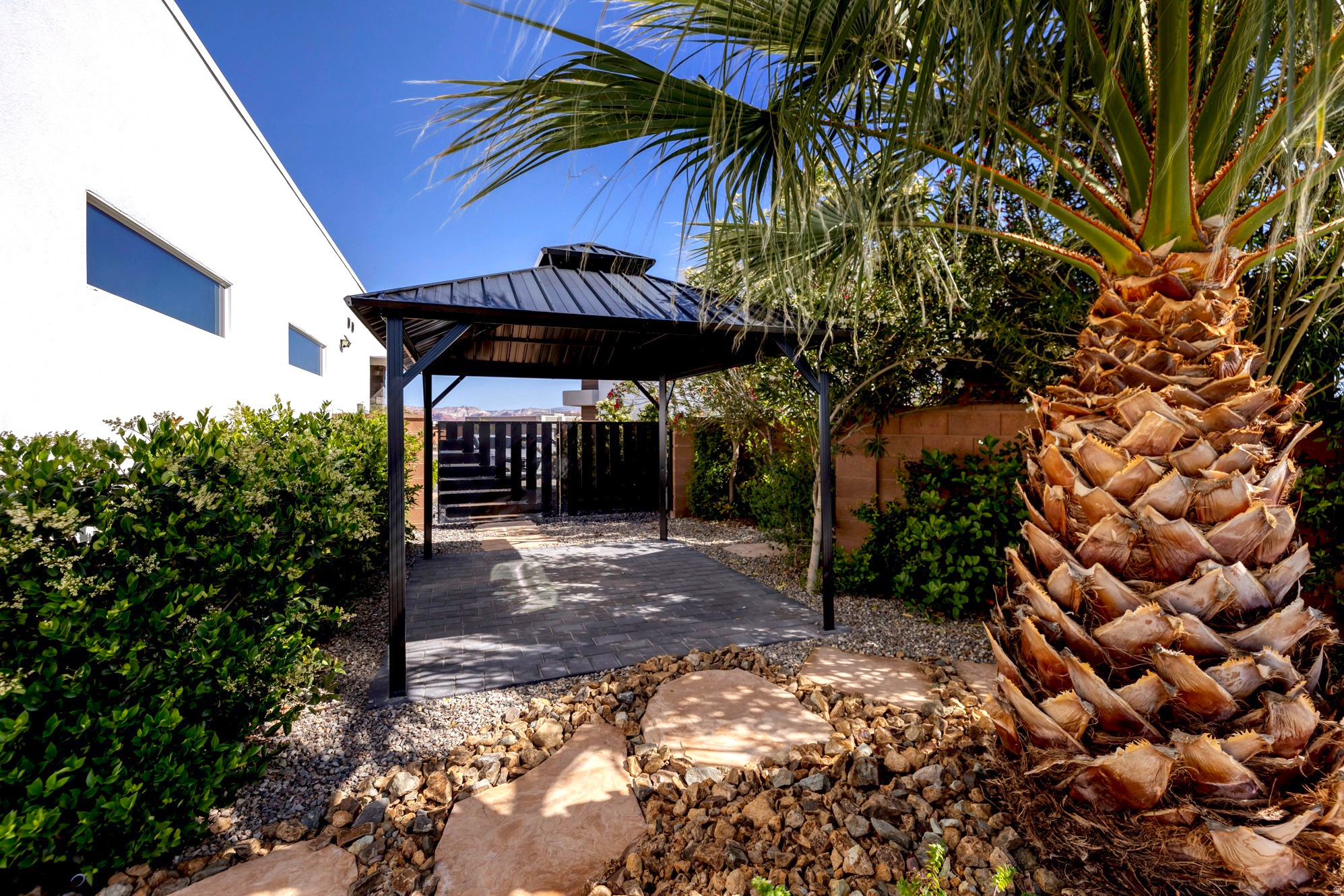 795 MINCIO CIRCLE