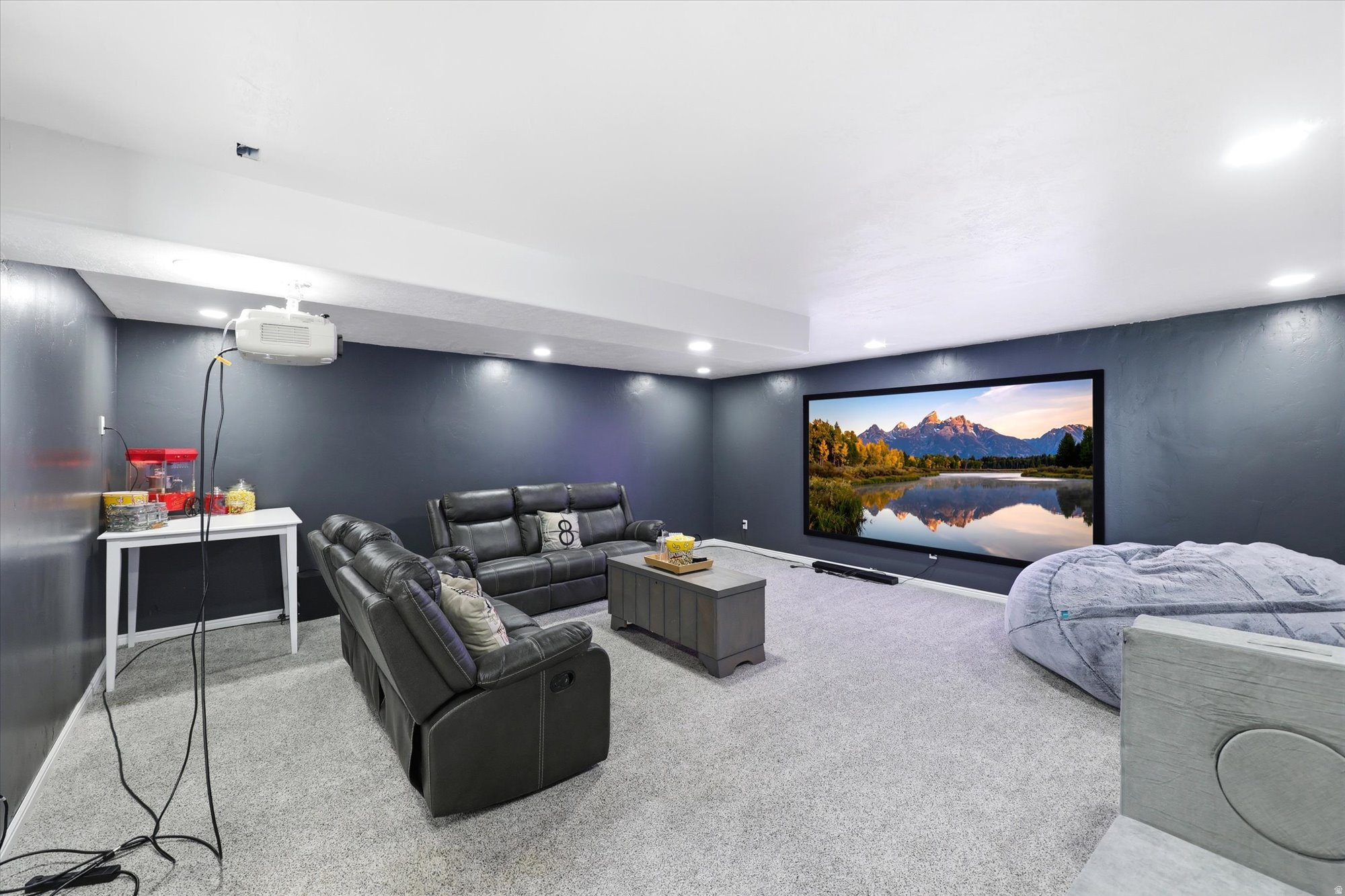 332 RED ROCK DR