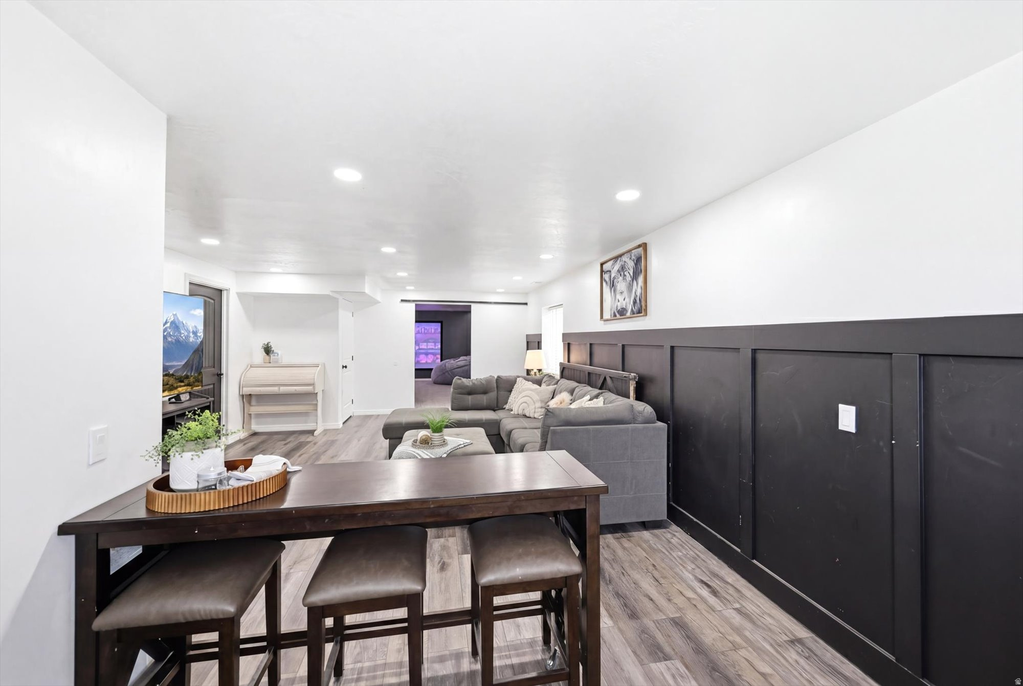 332 RED ROCK DR