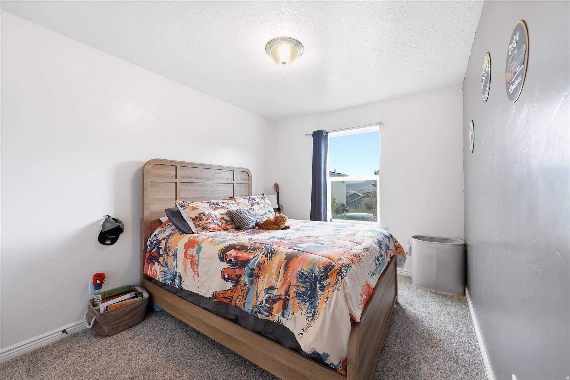 332 RED ROCK DR
