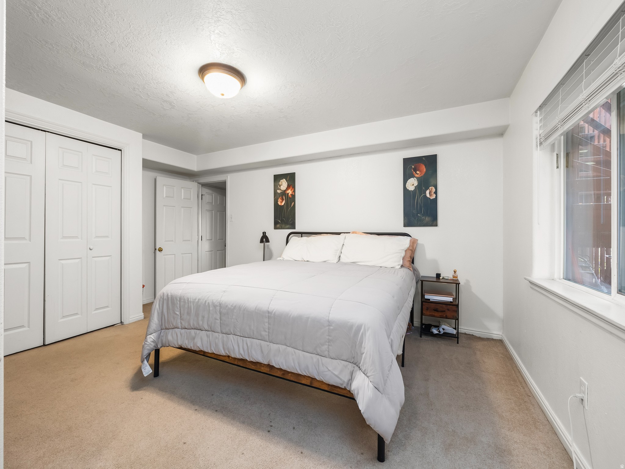 954 S SLATE DR