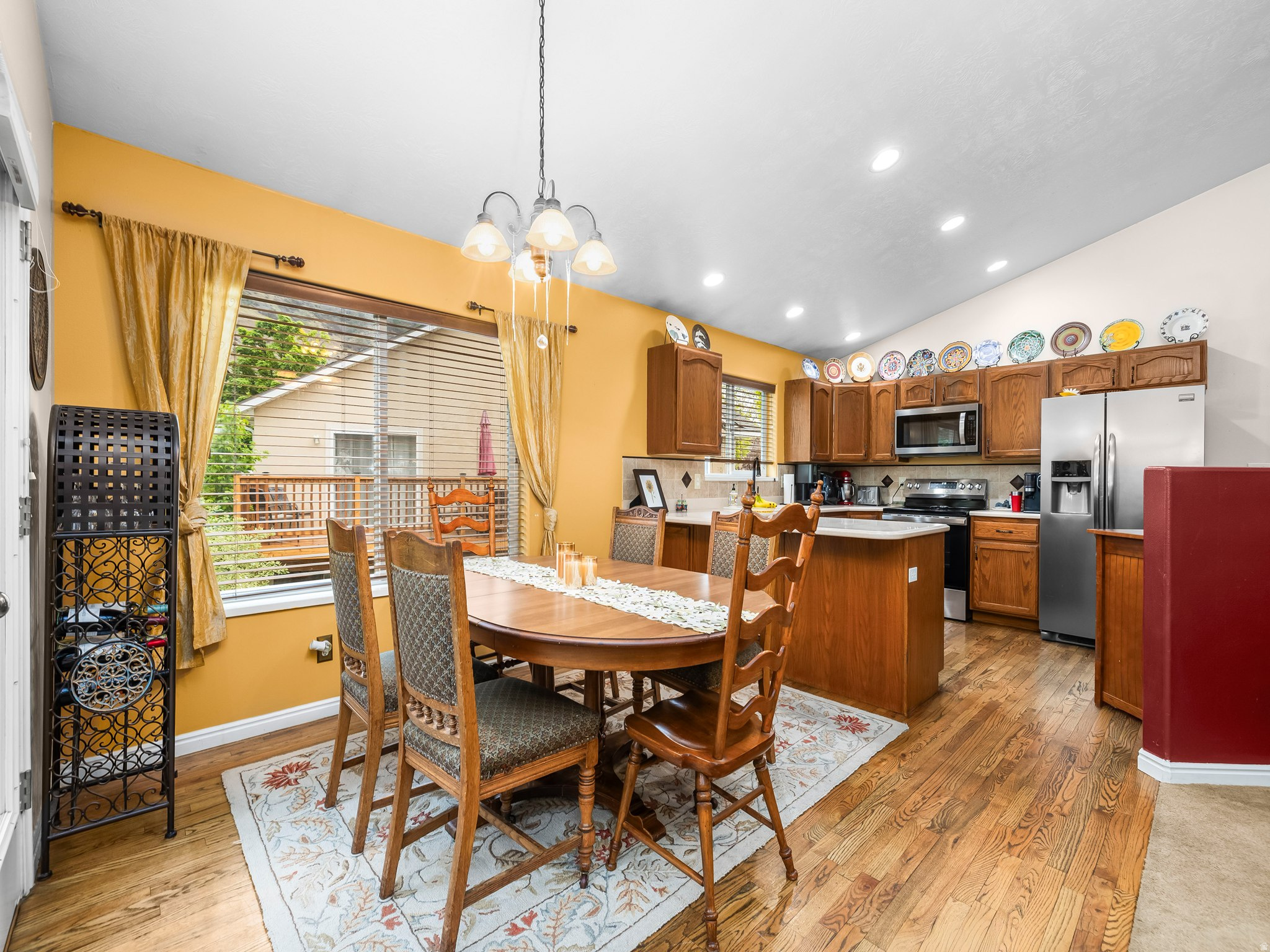 954 S SLATE DR