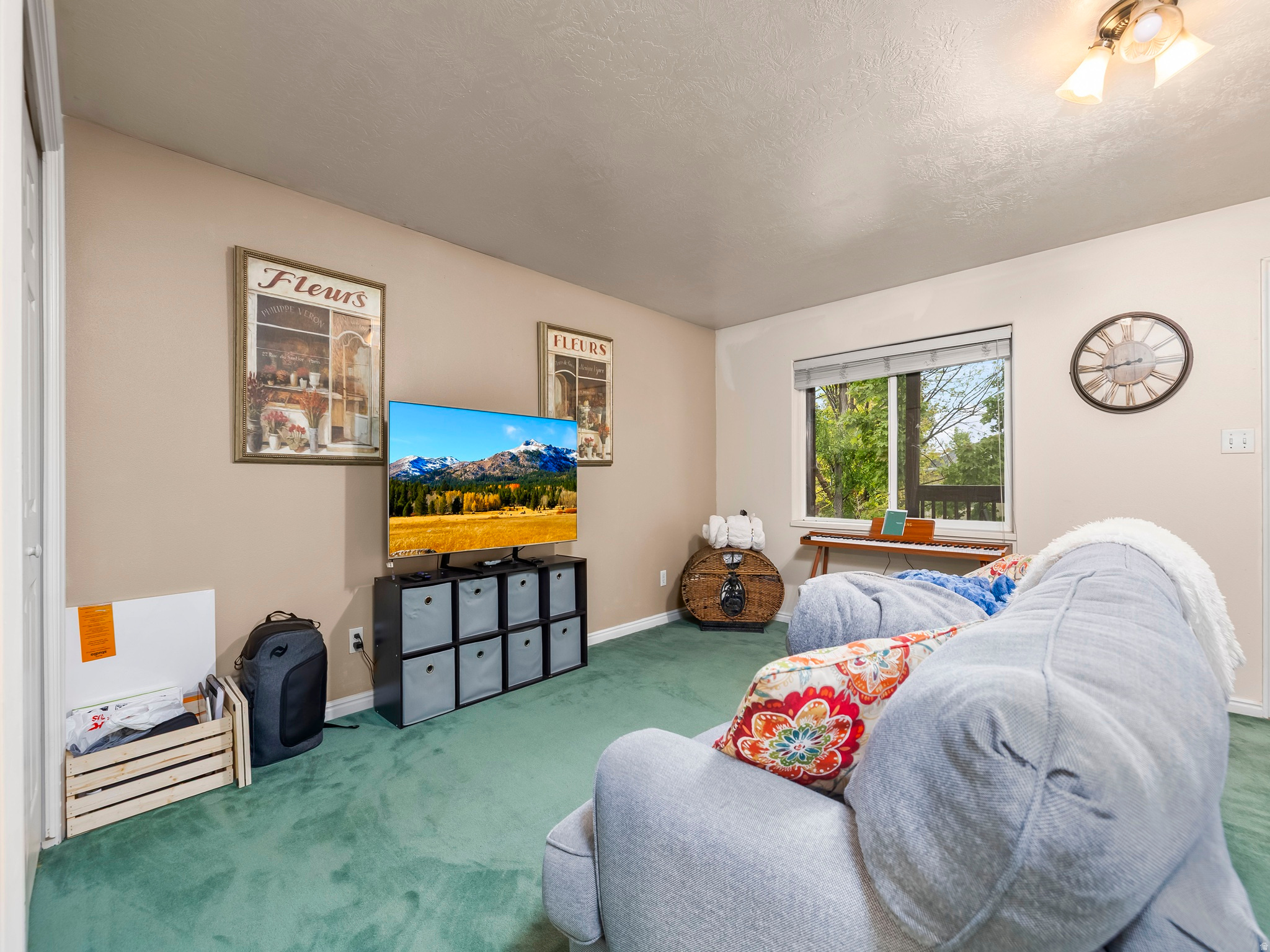 954 S SLATE DR