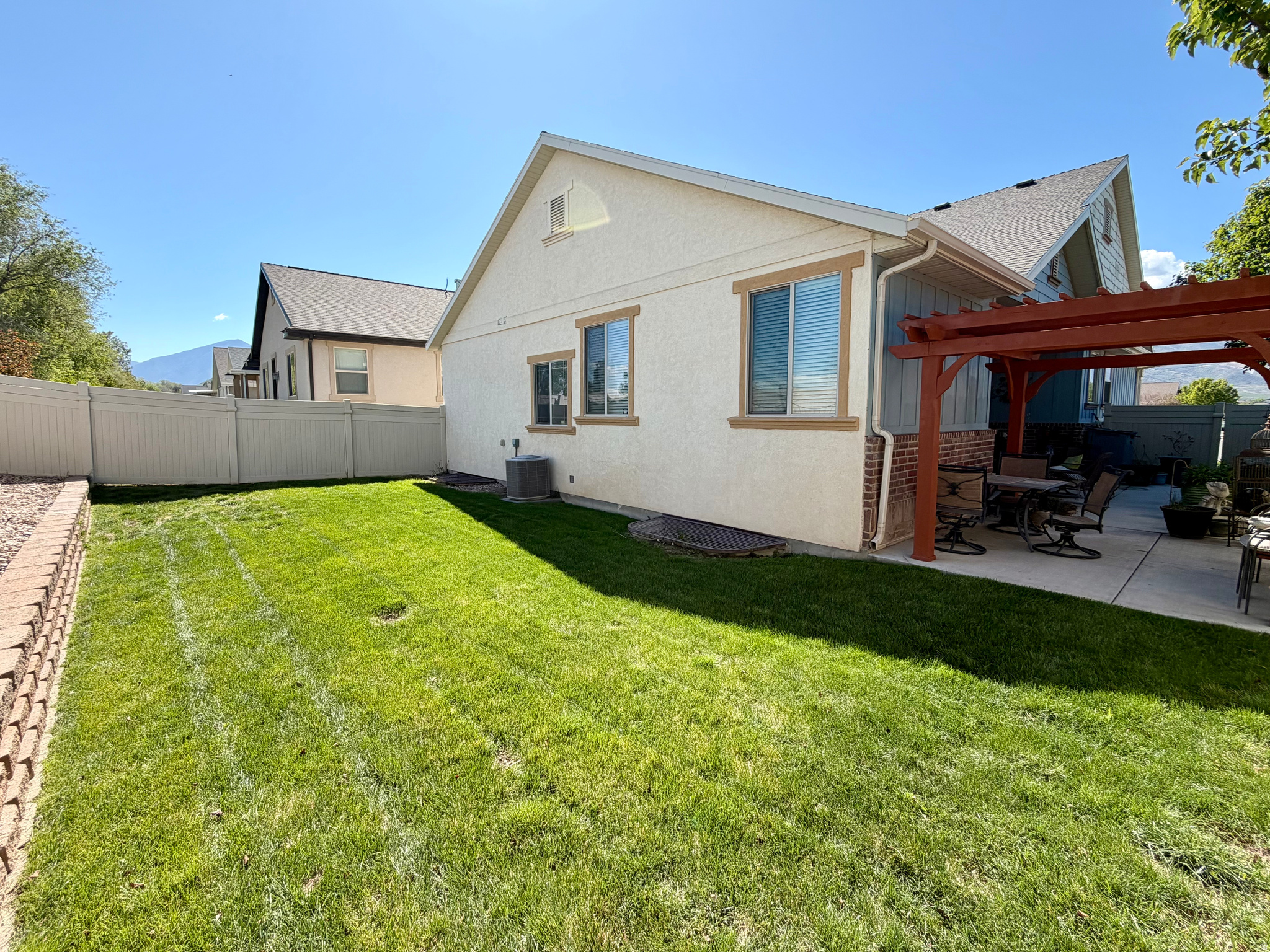 1148 W 1150 S #12
