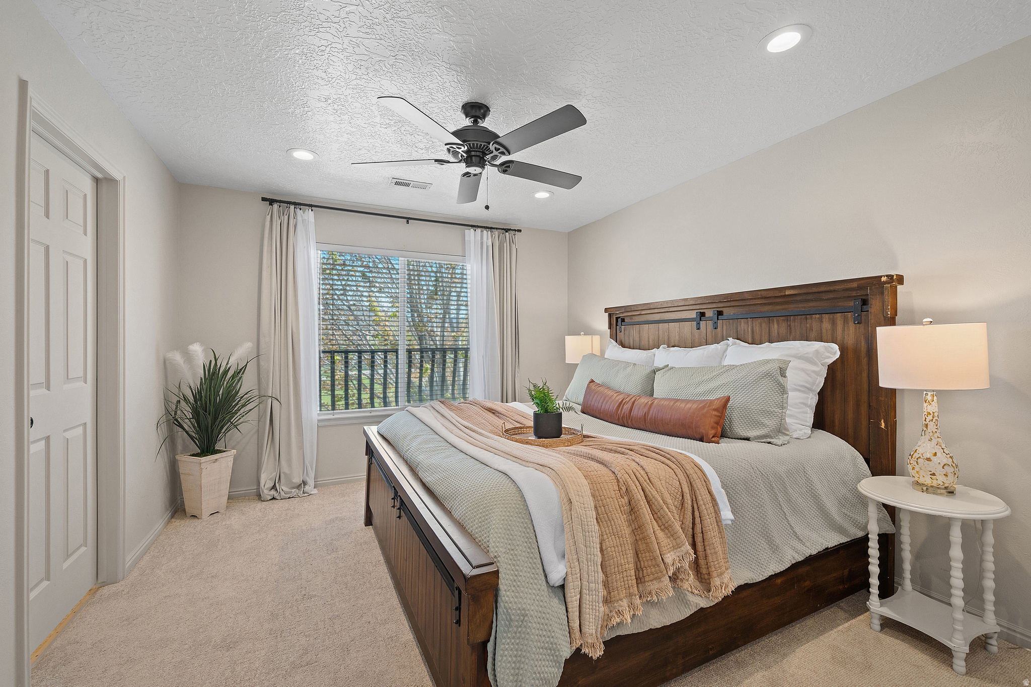 211 GREENFIELD CIR #119