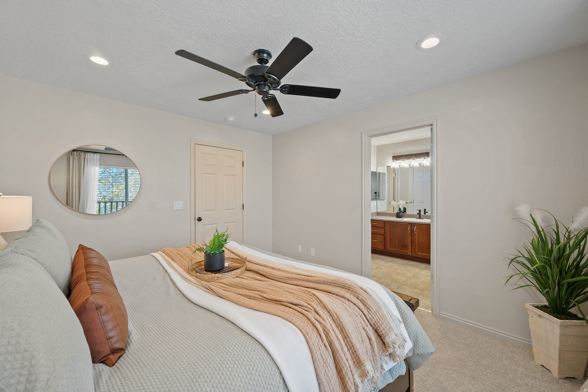 211 GREENFIELD CIR #119