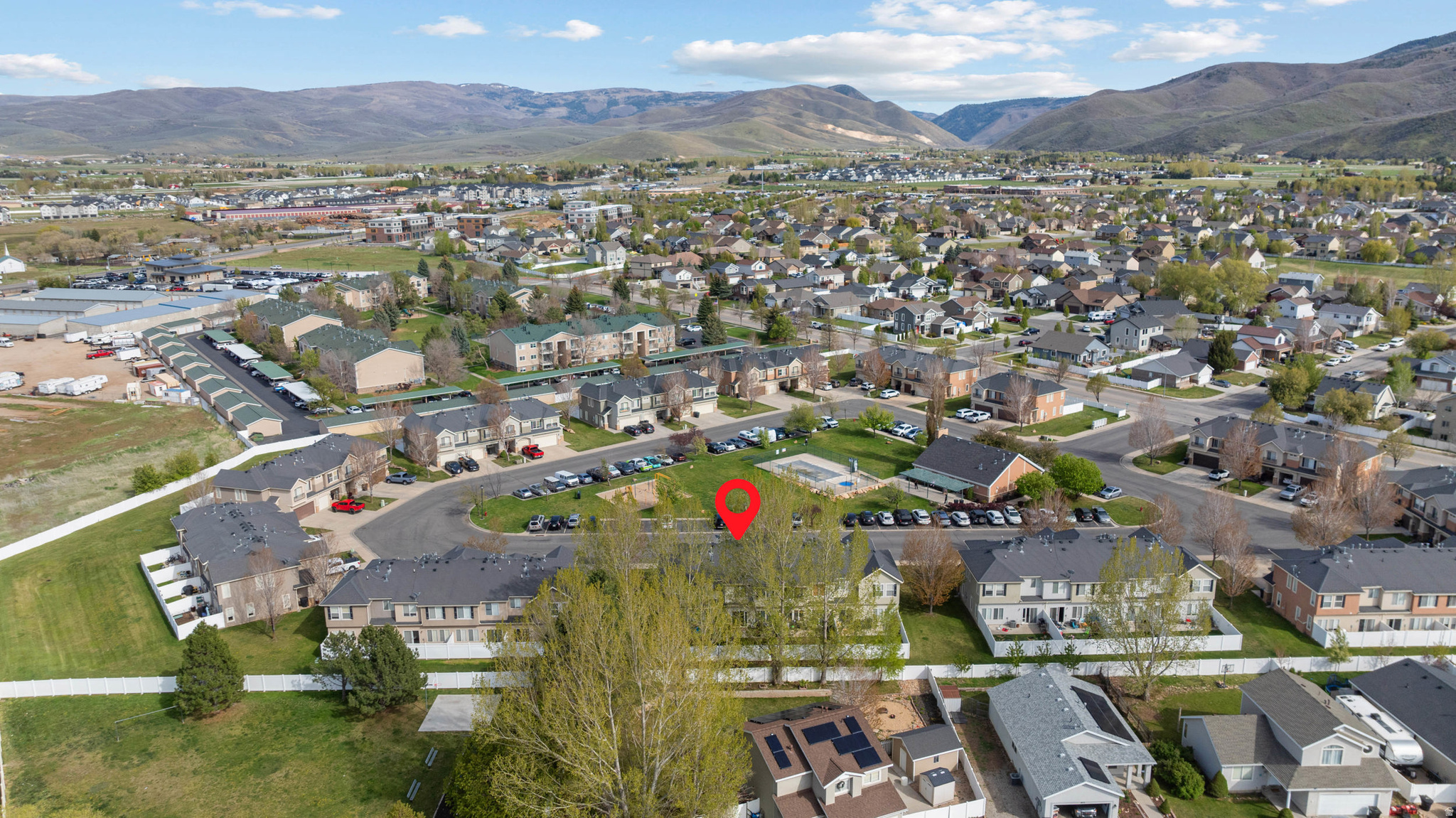 211 GREENFIELD CIR #119
