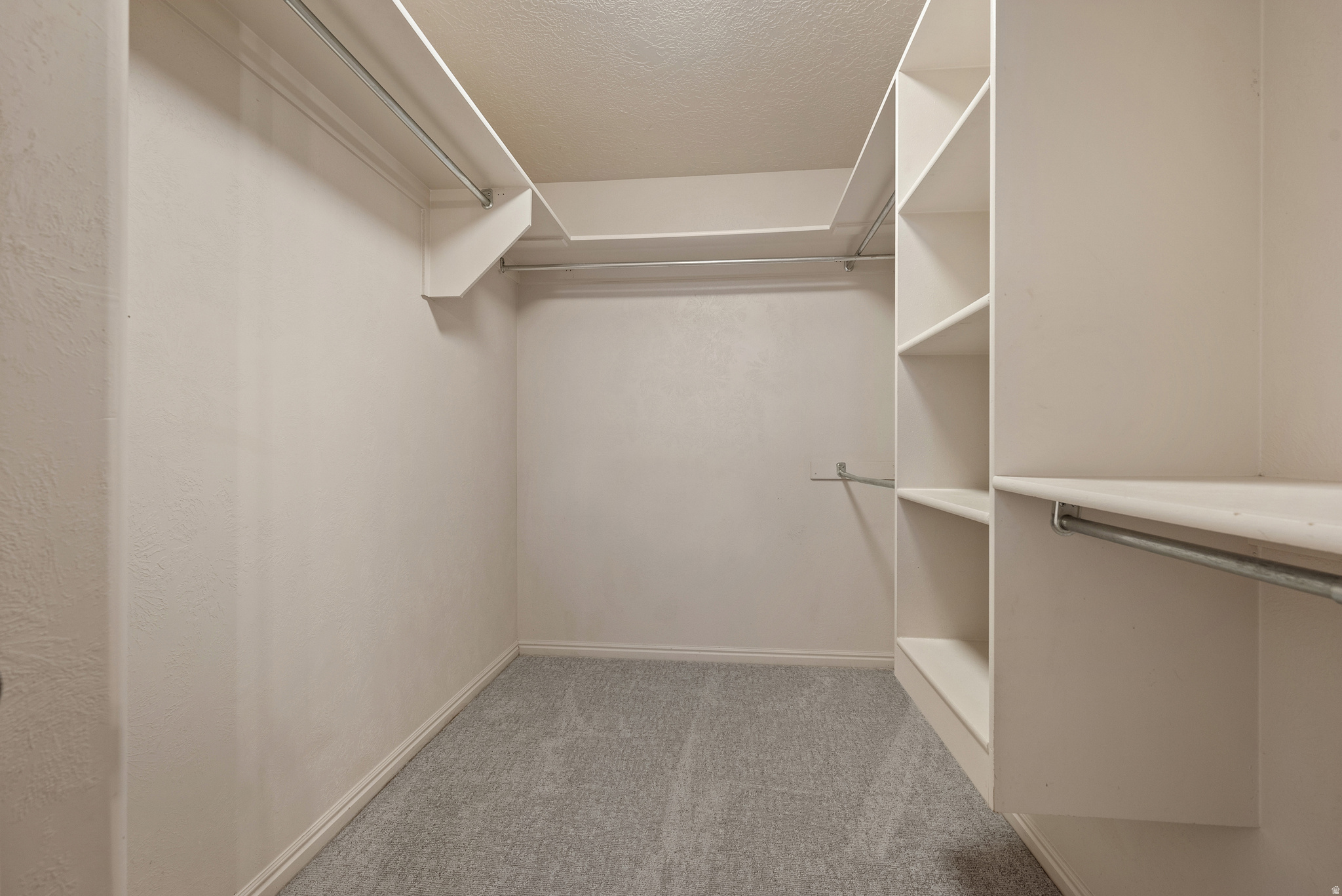 211 GREENFIELD CIR #119