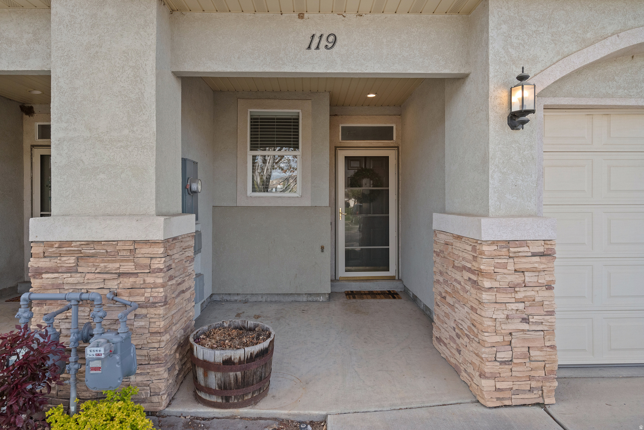 211 GREENFIELD CIR #119