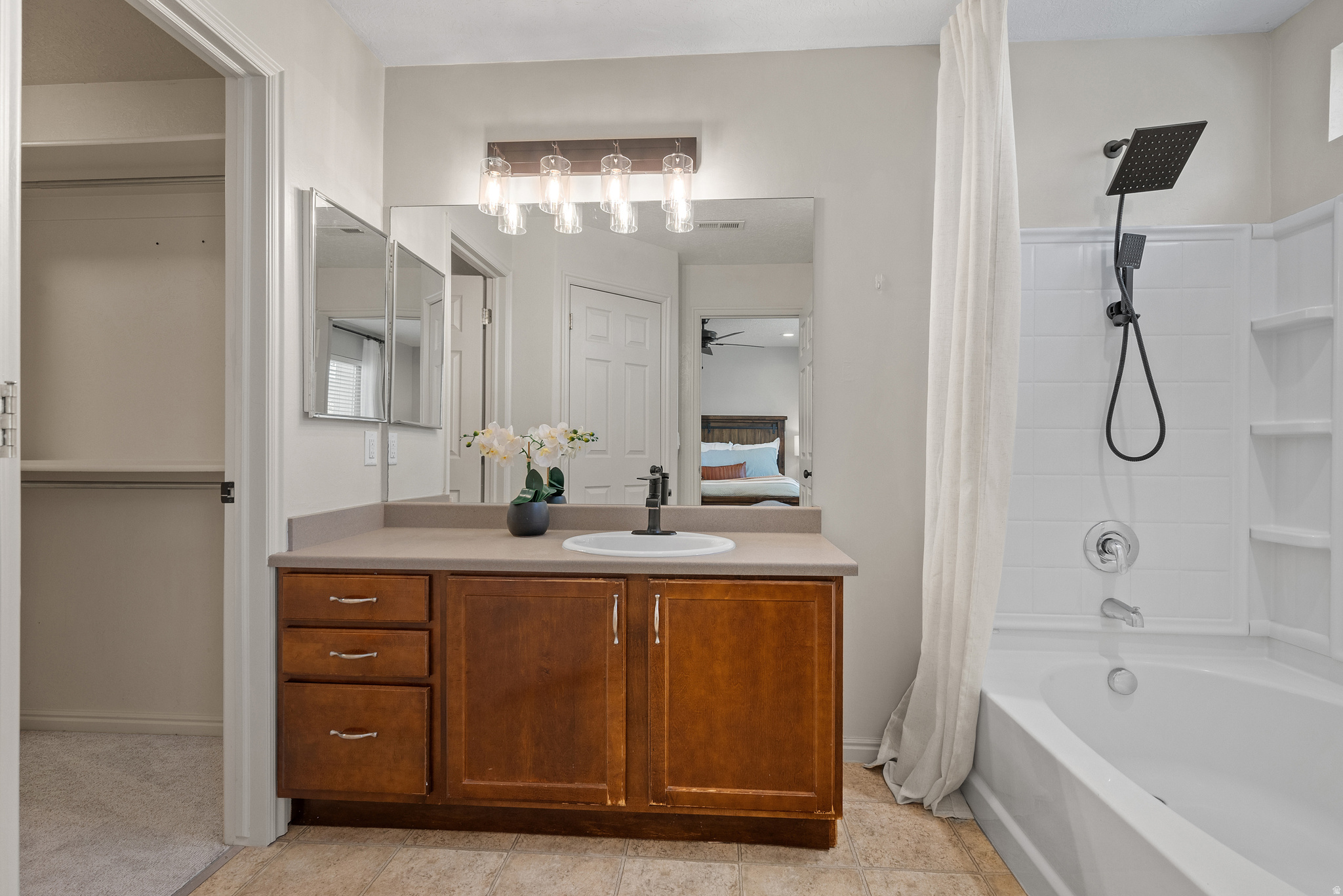 211 GREENFIELD CIR #119