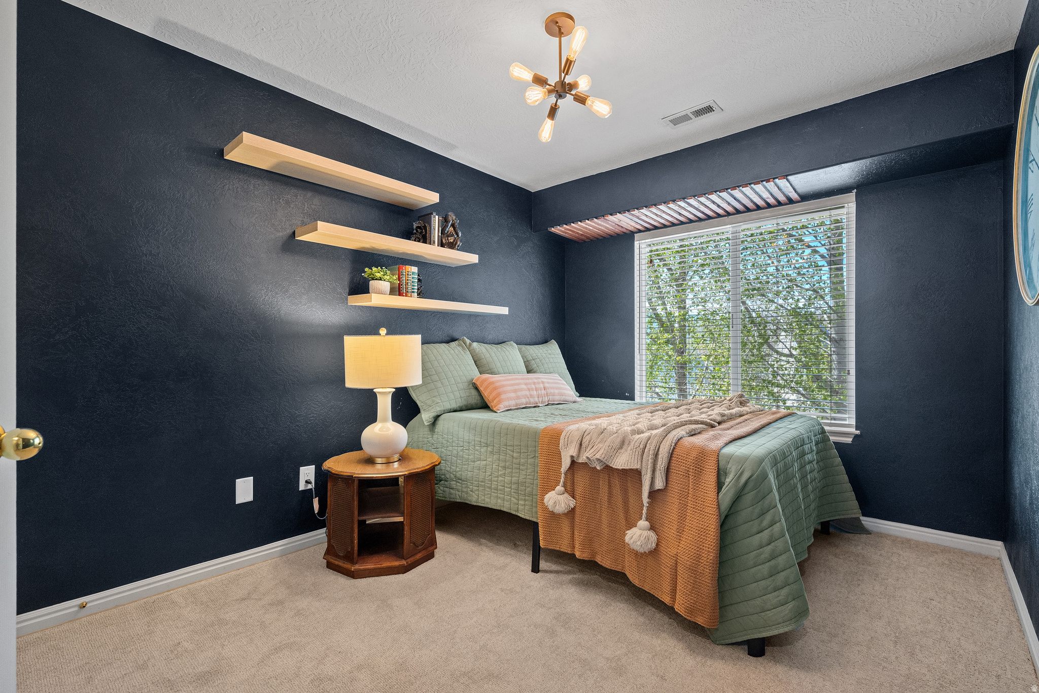 211 GREENFIELD CIR #119